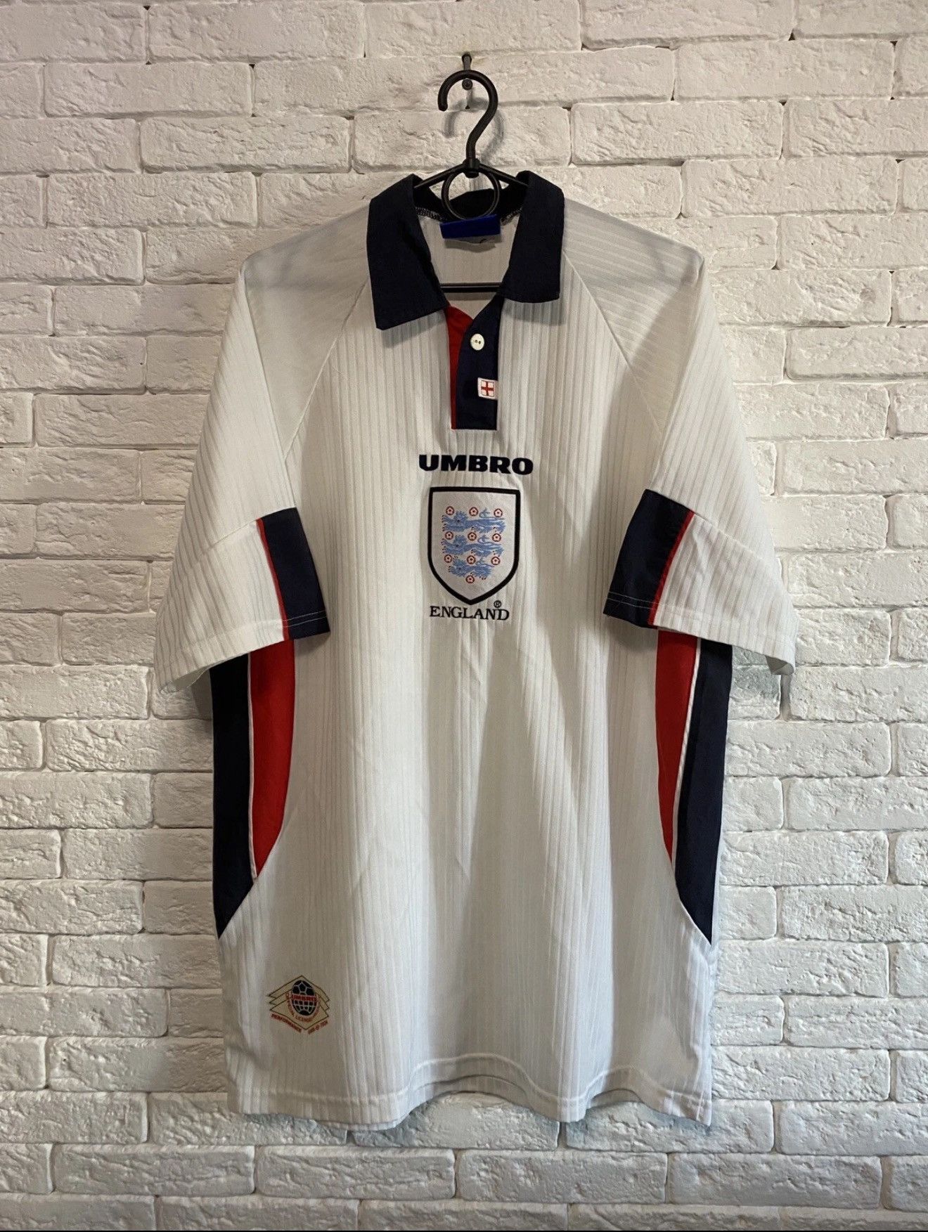 Umbro Umbro England Jersey 1997-1999 Home Sz XL Blockcore Size US XL / EU 56 / 4 - 1 Thumbnail