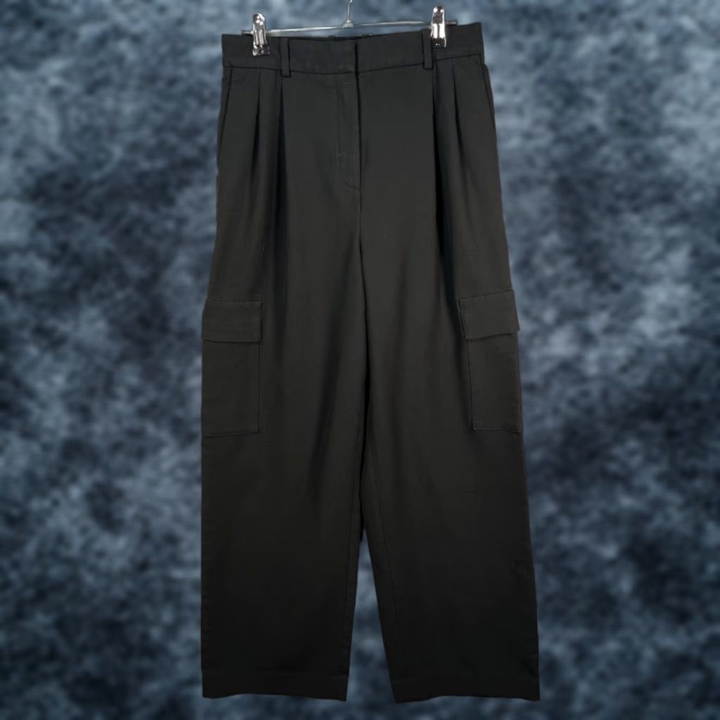 Vintage Babaton Black High-Waisted Wide-Leg Pleated Utility Cargo Pants Women Size 6 Size 28" / US 6 / IT 42 - 1 Thumbnail