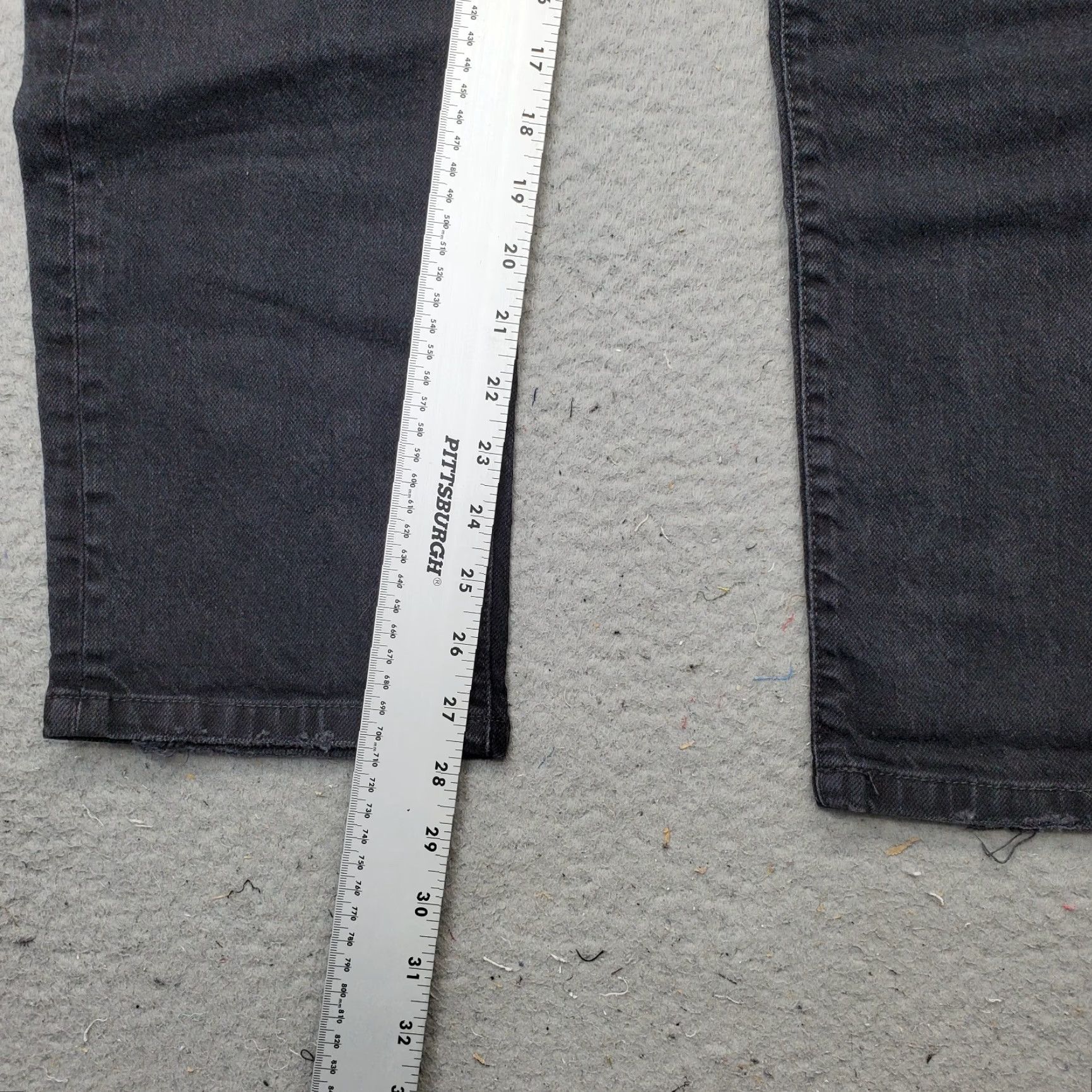 Free People Free People Jeans Women’s 28 Black Denim Straight Leg Button Fly Jeans, 27.75 Inseam, Dark Wash, Pockets, Regular 31 Waist, Pre-owned Size 28" / US 6 / IT 42 - 4 Thumbnail