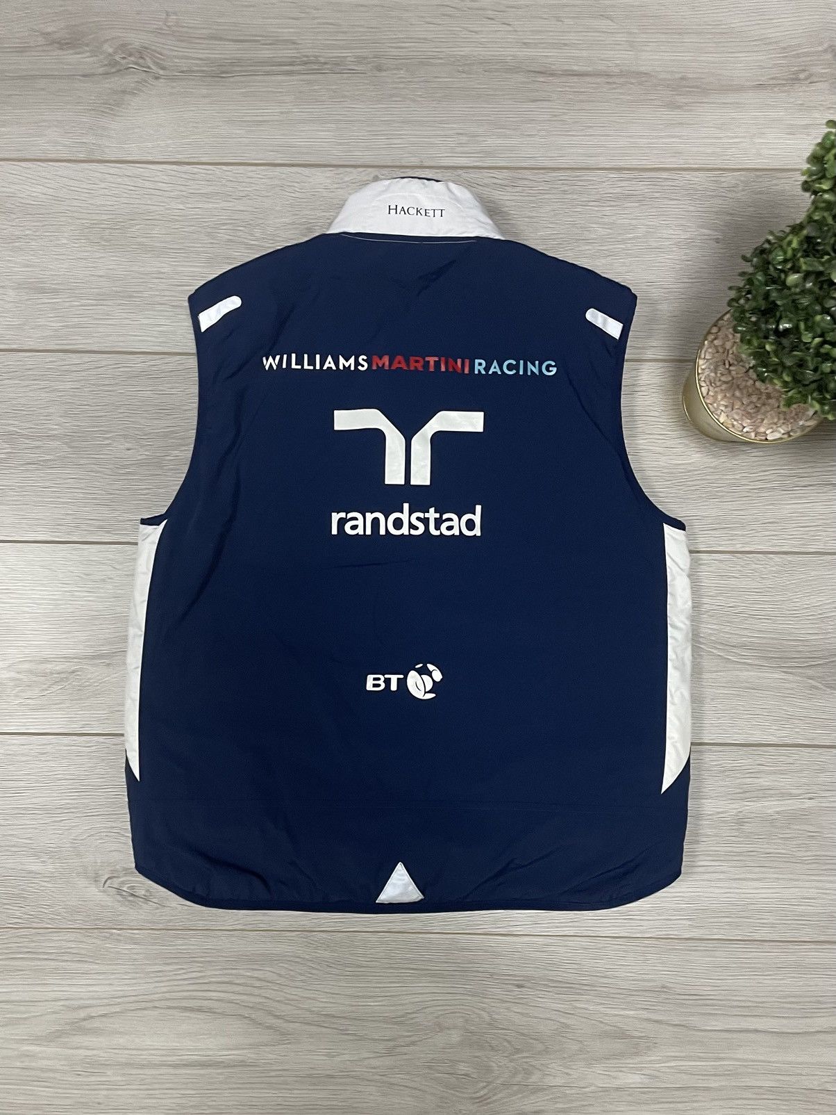Hackett Hackett Martini Mercedes AMG vintage vest Size US L / EU 52-54 / 3 - 2 Thumbnail