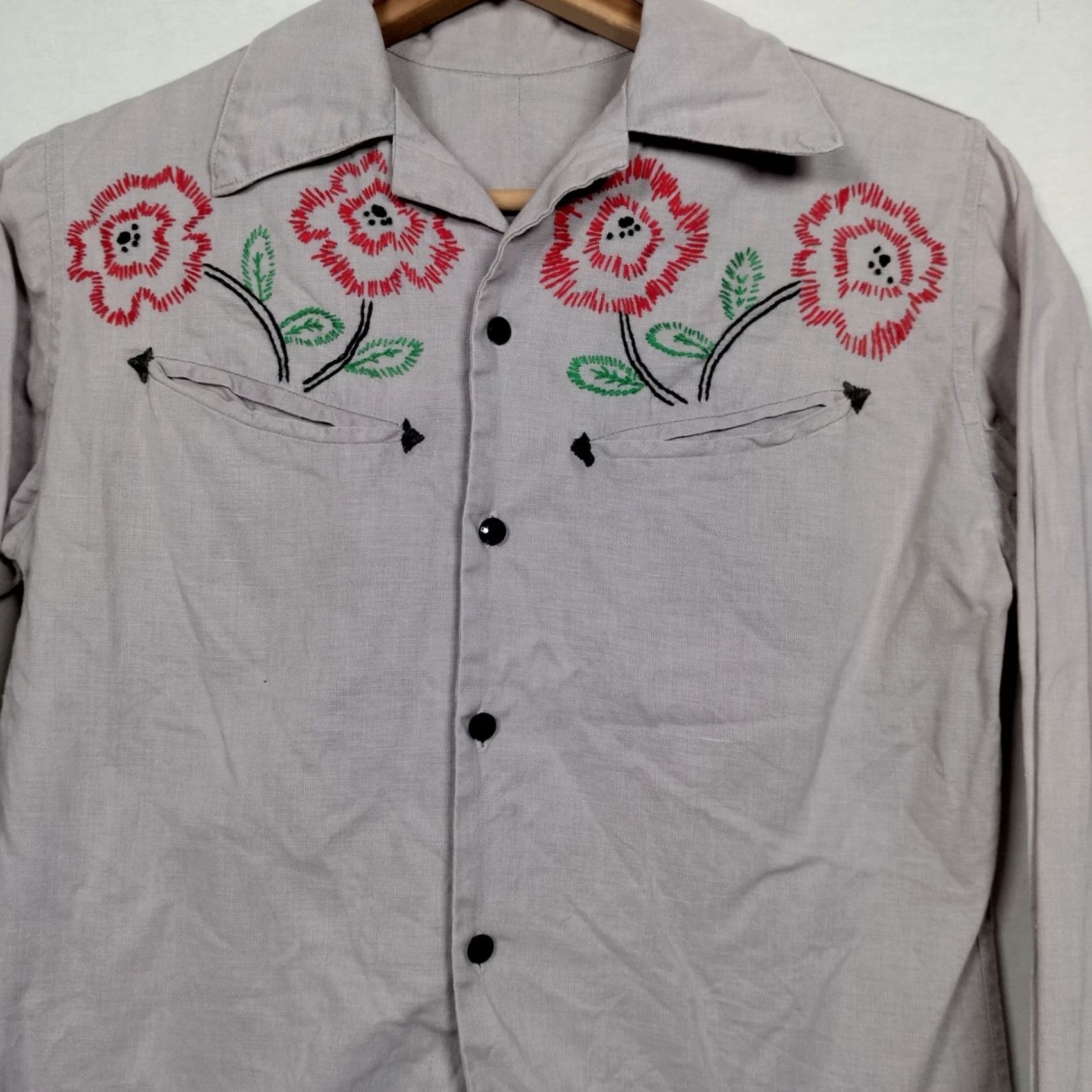 Vintage VINTAGE Handmade Shirt Womens S Gray Hand Embroidered Western Women Linen Rodeo Red Poppy Size S / US 4 / IT 40 - 2 Thumbnail