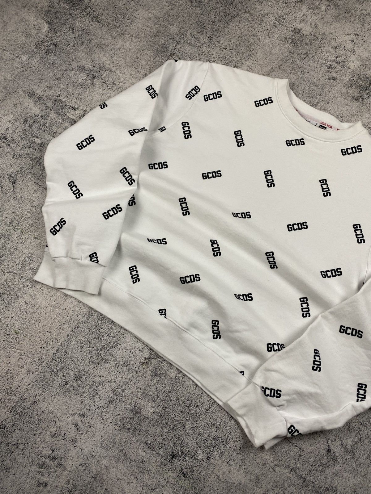 GCDS Rare GCDS Monogram Big Logo Hype Sweatshirt Size US L / EU 52-54 / 3 - 7 Thumbnail