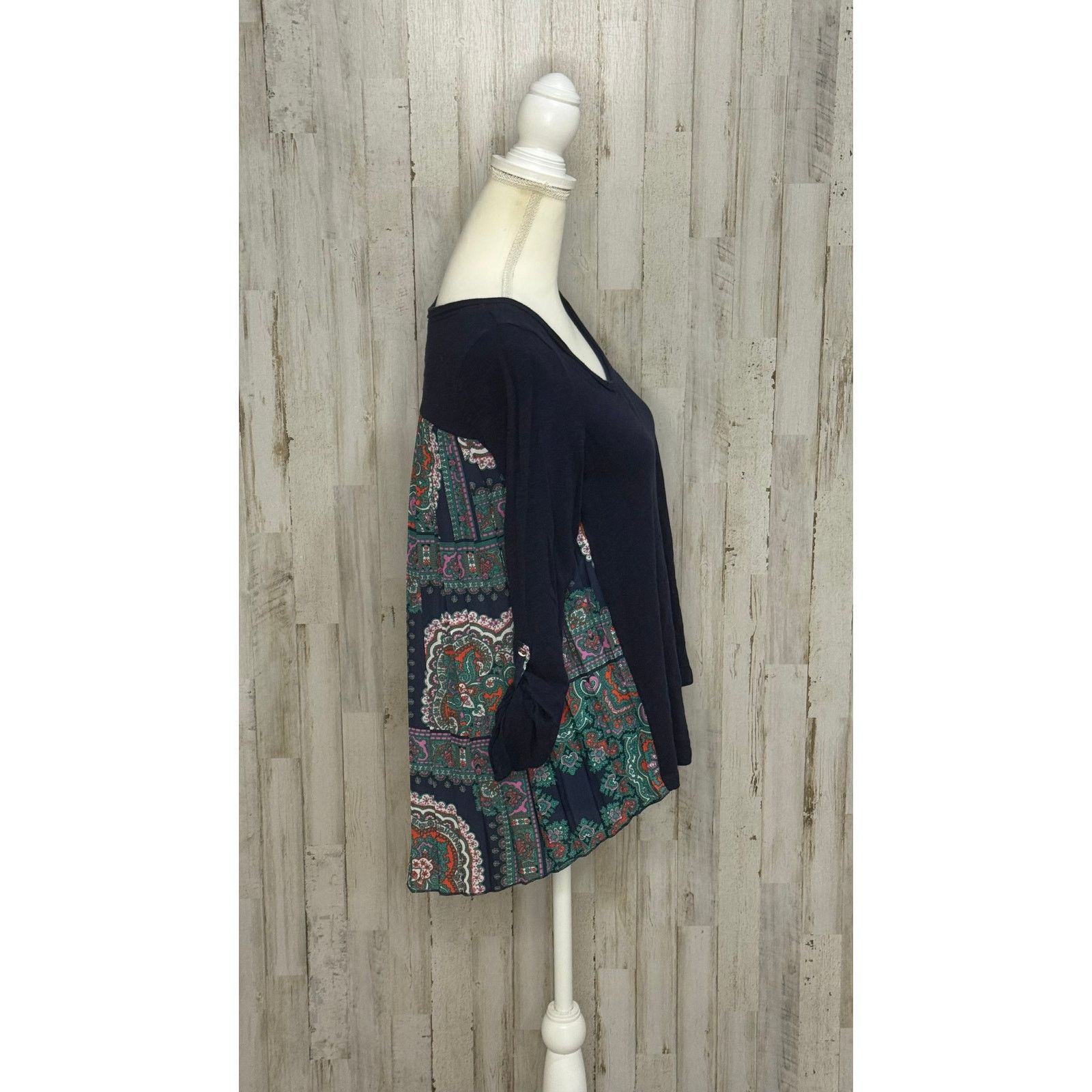 Anthropologie Anthropologie Women Blue Paisley Pleated Long Sleeve T-Shirt Size M / US 6-8 / IT 42-44 - 4 Thumbnail
