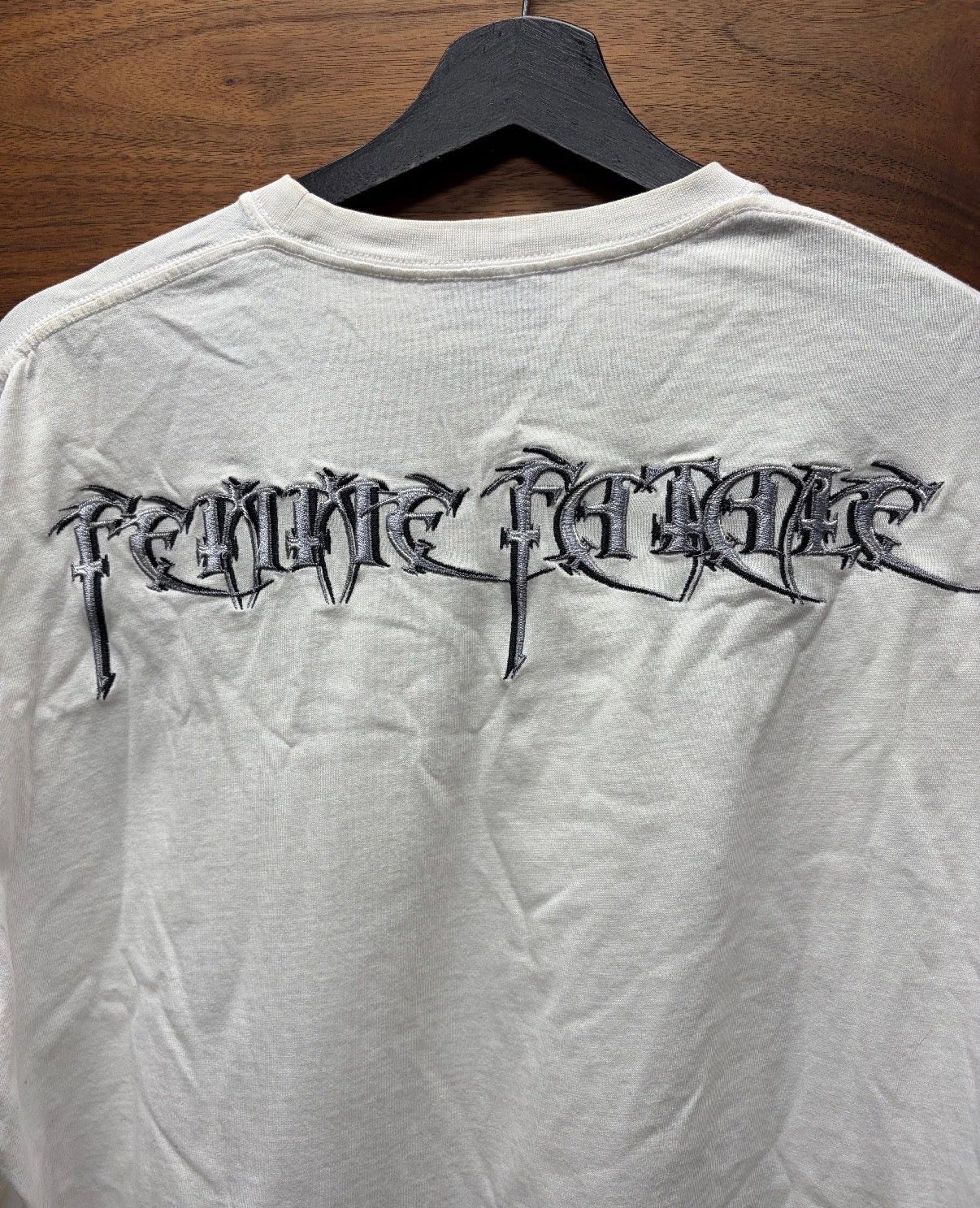 Balenciaga 2017 Balenciaga ‘Femme Fatale’ Embroidered Script White Oversized T-Shirt Size US S / EU 44-46 / 1 - 2 Thumbnail