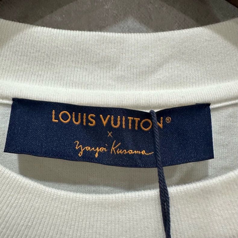 Louis Vuitton Louis Vuitton short sleeves Size US XS / EU 42 / 0 - 4 Thumbnail