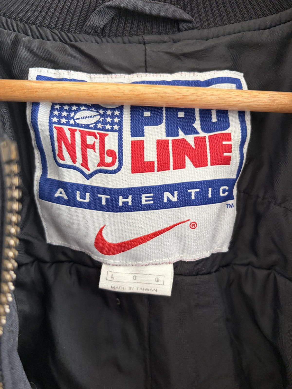 Nike Vintage Oakland Raiders Nike Pro Line Bomber Jacket Men's L Size US L / EU 52-54 / 3 - 5 Thumbnail