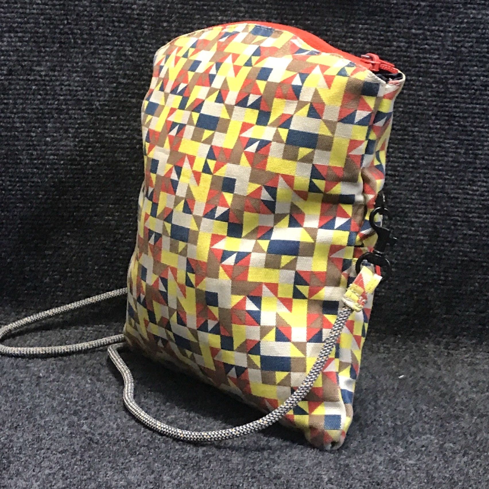 Kavu Slingpack Sling Bag Black Cream Geometric Print Rope Bag! KAVU Slingaling Geometric Desert Mosaic Print Rope Fold Over  main image 4