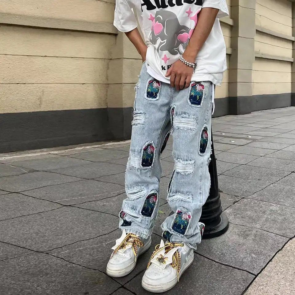 Japanese Brand Retro Patch Embroidered Pleated Jean Size US 30 / EU 46 - 1 Thumbnail