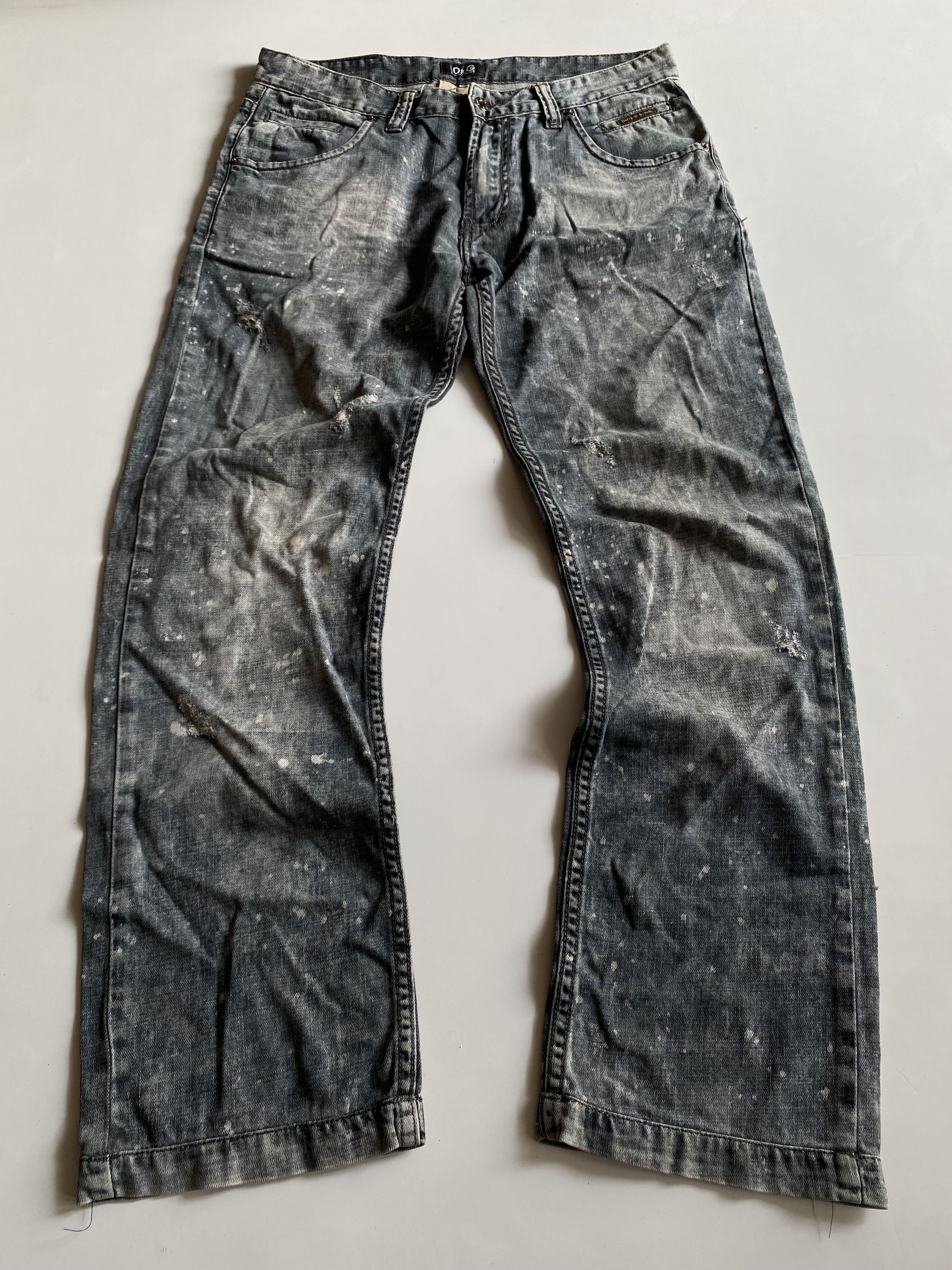 image of Send Offer Dolce & Gabbana Distressed Denim in Grey, Men's (Size 33)