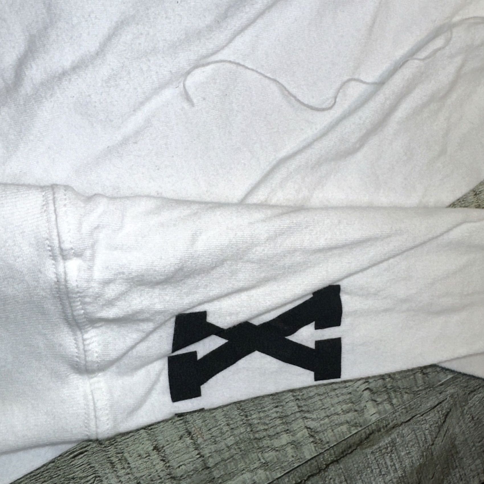 Nike Nike Air Max 95 White Black Logo Long Sleeve Shirt Mens XL White Logo Shirt Men XL Graphic Tee Size US XL / EU 56 / 4 - 7 Thumbnail