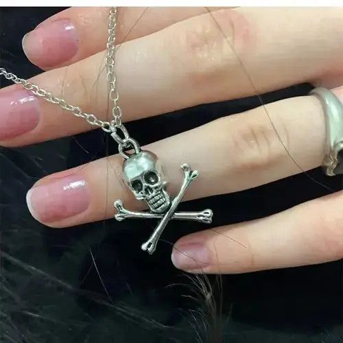 Jewelry Fashion Skull Pendant Necklace Size ONE SIZE - 2 Thumbnail