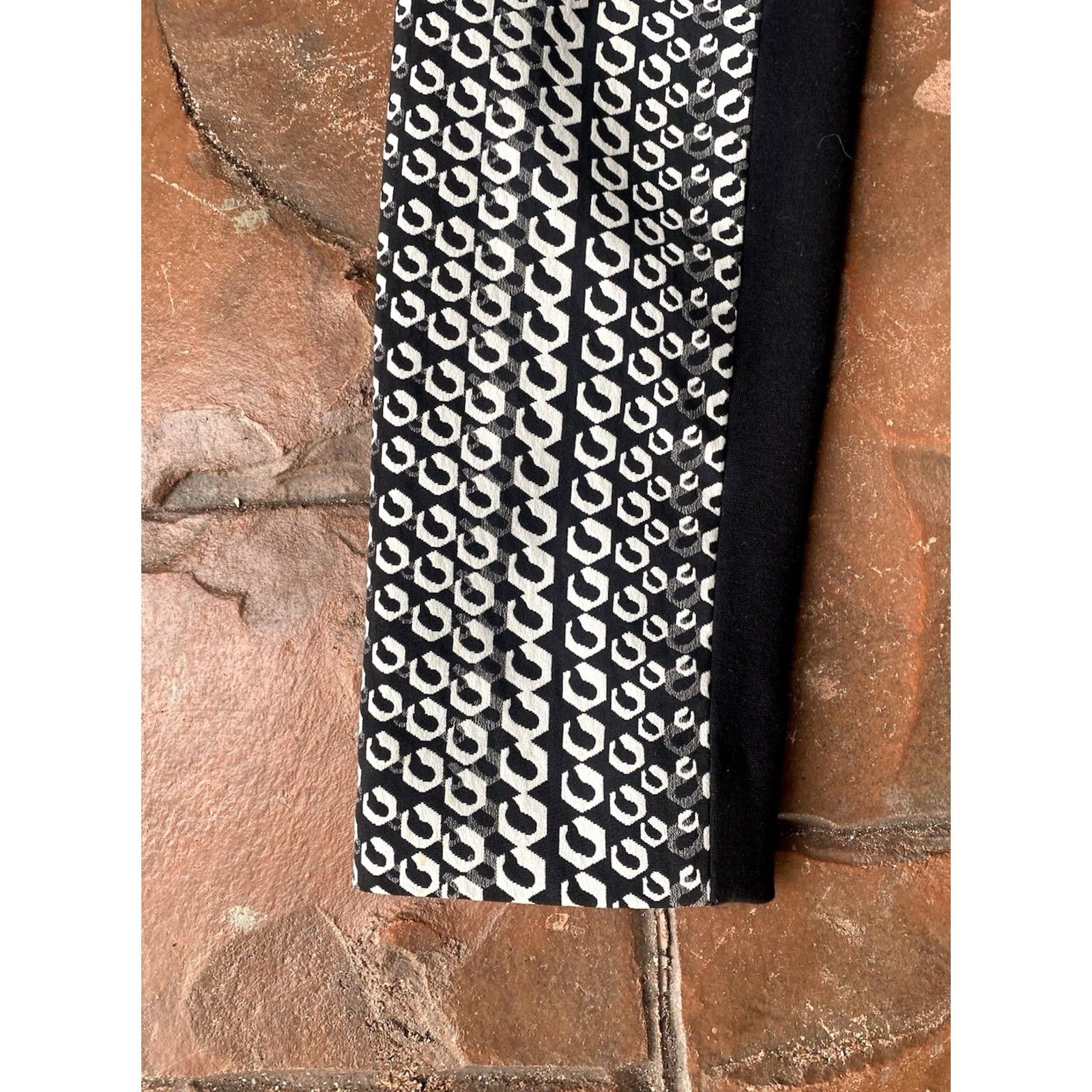 Diane von Furstenberg Diane Von Furstenberg Pants Women 2 Black Wool Skinny Leg Ankle Pocket Vintage No Pattern Size 26" / US 2 / IT 38 - 4 Thumbnail