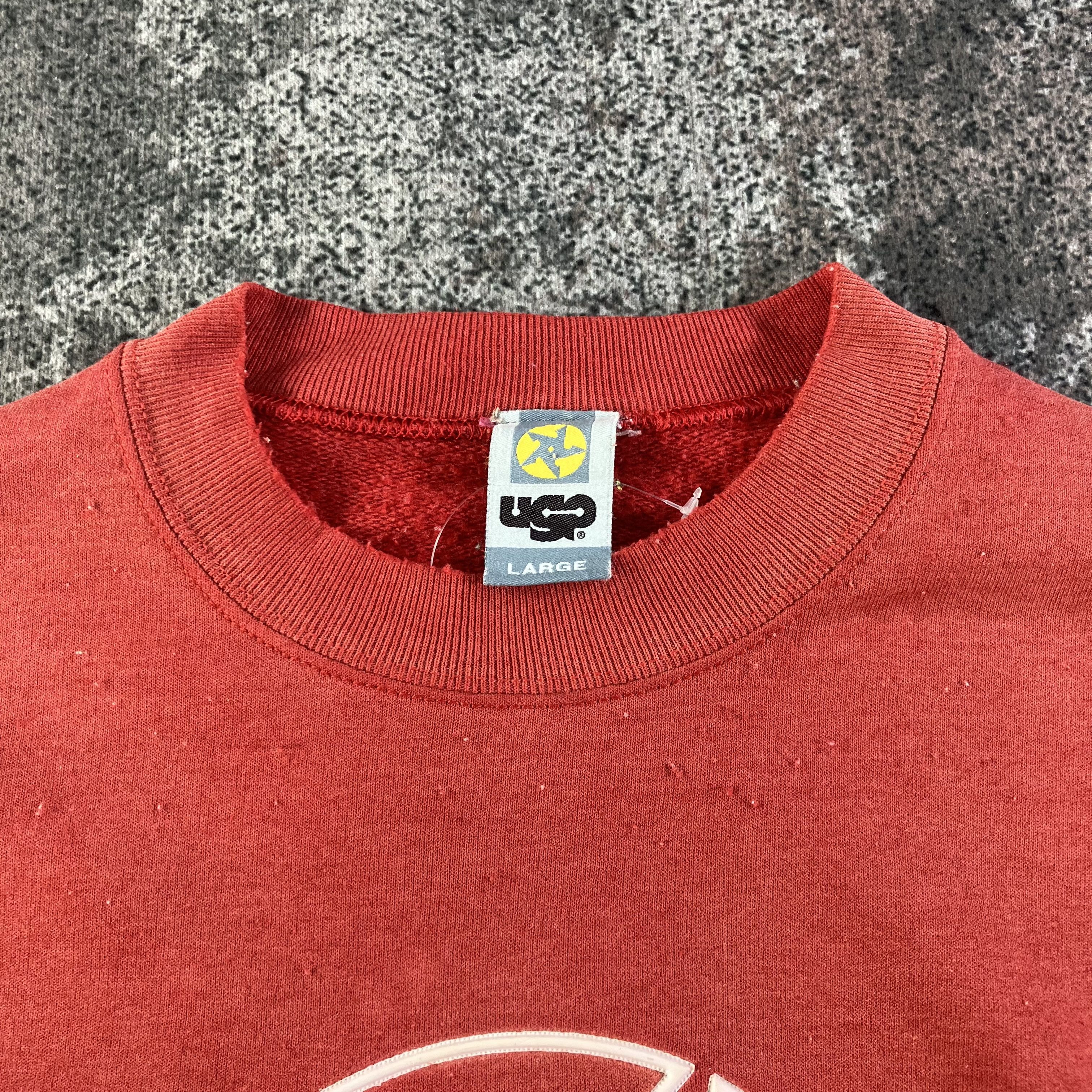 Japanese Brand Vintage UGP Sun Faded Sweatshirt F356 Size US L / EU 52-54 / 3 - 3 Thumbnail