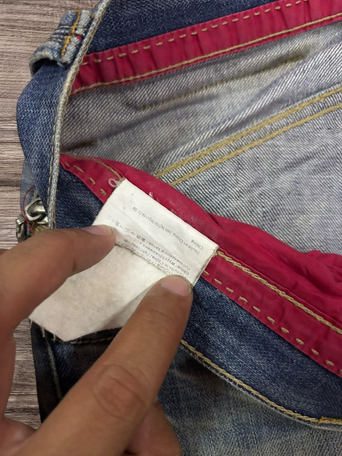 Hugo Boss Vtg HUGO by Hugo Boss Mud Wash Distress Jeans Size US 34 / EU 50 - 10 Thumbnail