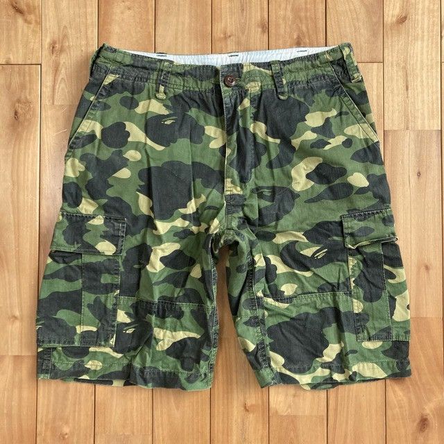 Bape 🔥Vintage🔥 BAPE Green camo cargo shorts NIGO APE ★size S Size US 30 / EU 46 - 1 Thumbnail