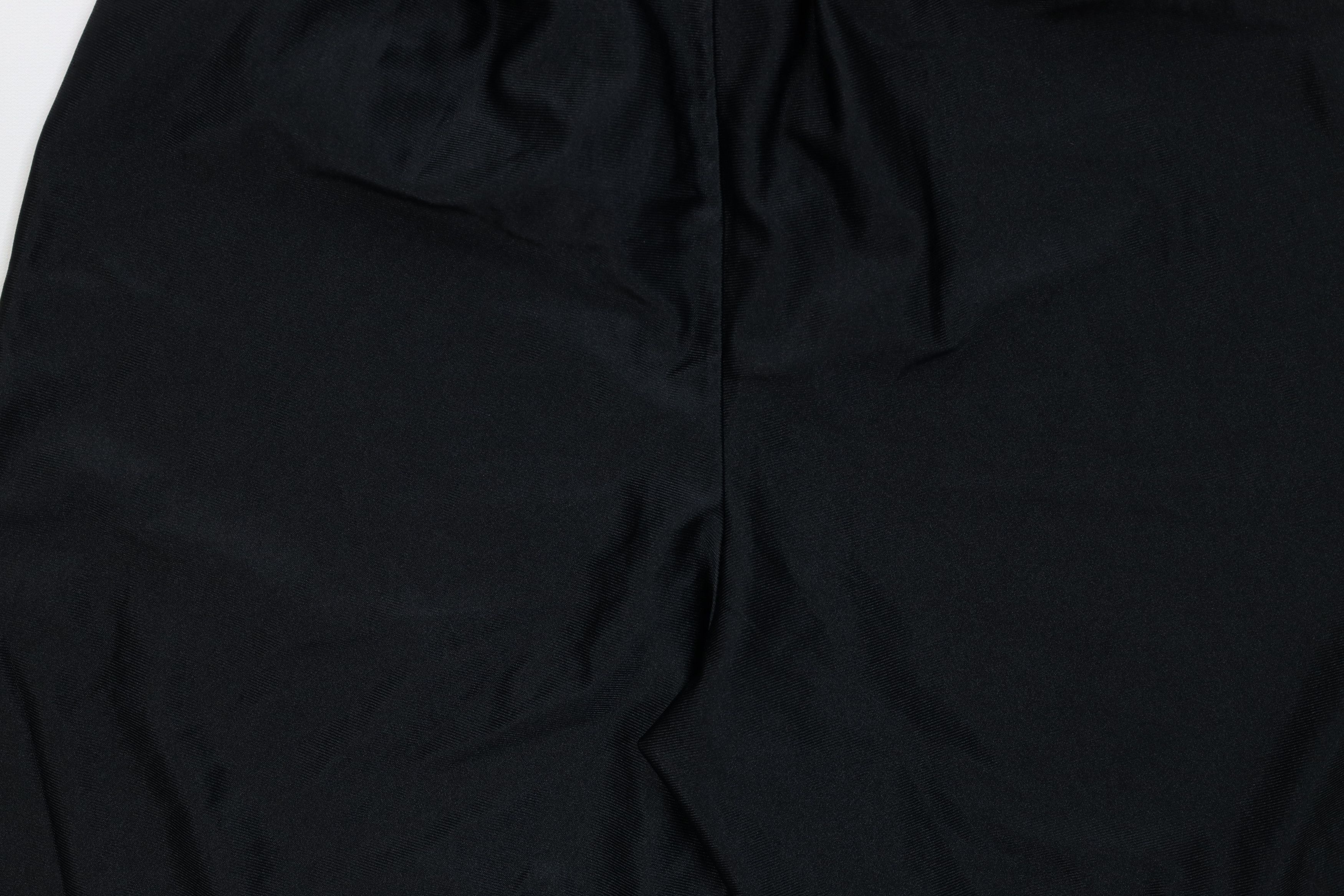 Nike Vintage 90s Nike Mini Swoosh Above Knee Shorts Black USA Size US 32 / EU 48 - 10 Thumbnail