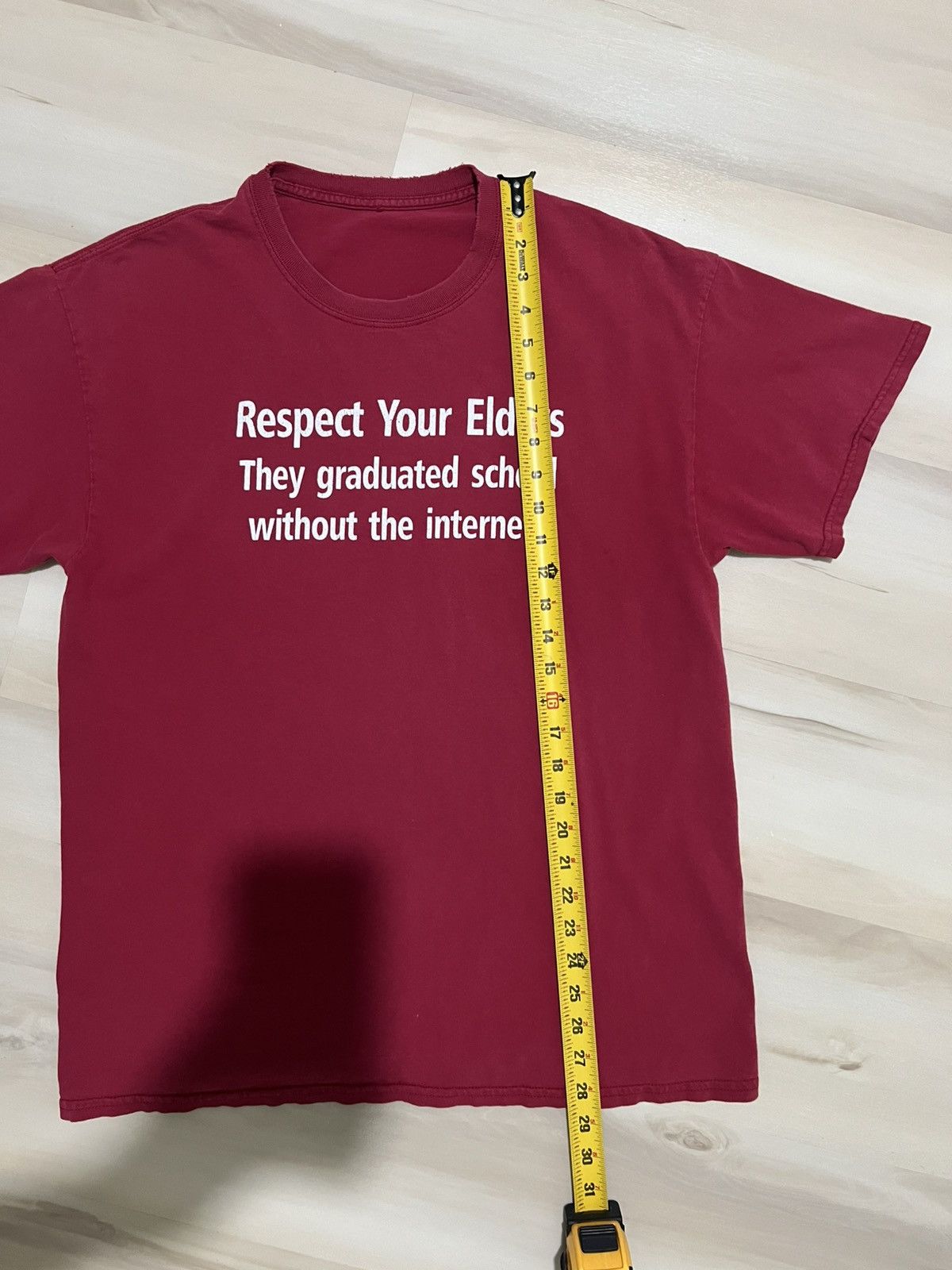Band Tees × Vintage Red Vintage Y2K Adult Humor T-Shirt “Respect Your Elders” Size US M / EU 48-50 / 2 - 5 Thumbnail