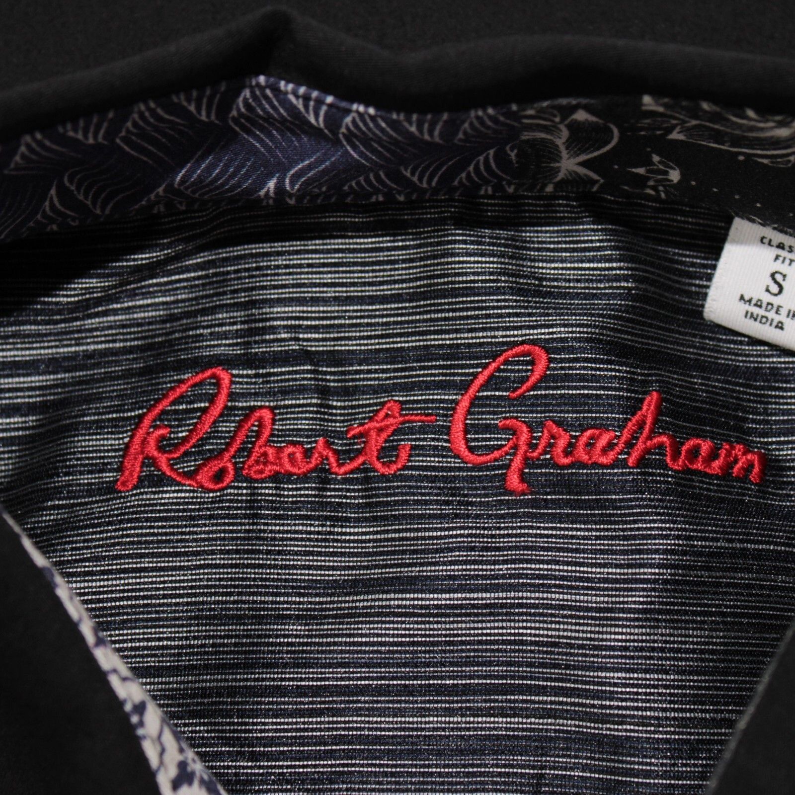 Robert Graham Robert Graham New with tags Shirt Size S US In Black Size US S / EU 44-46 / 1 - 3 Thumbnail
