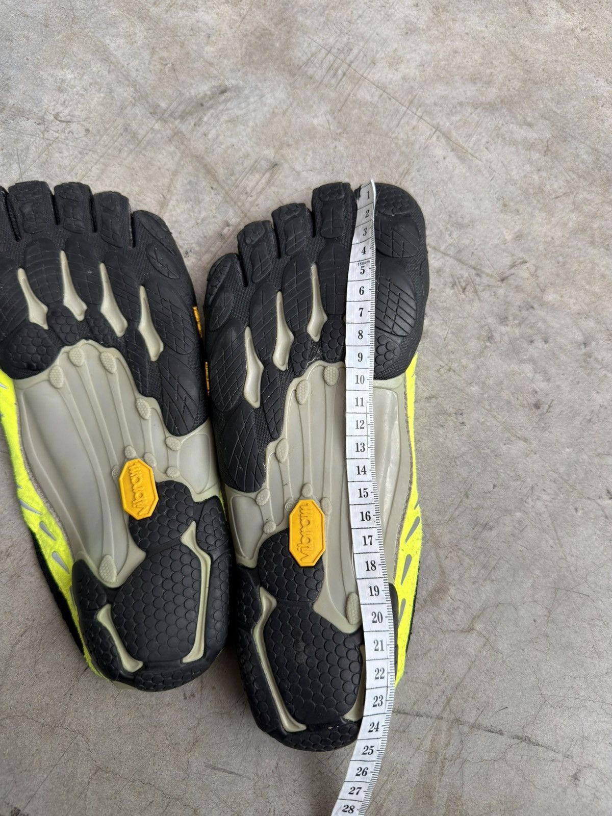 Vibram Vibram five fingers Size US 6.5 / IT 36.5 - 7 Thumbnail