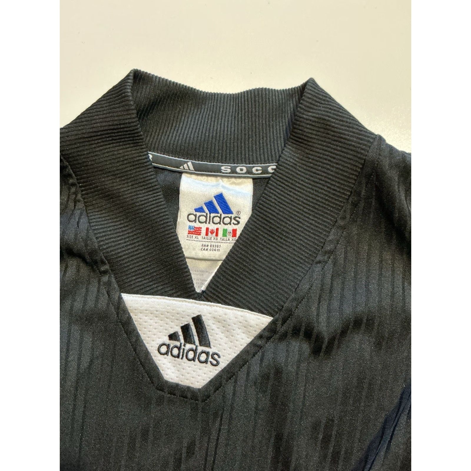 Adidas VINTAGE Adidas Soccer Jersey Long Sleeve XL Mens 90s Black Goalkeeper Football Size XL Size US XL / EU 56 / 4 - 6 Thumbnail