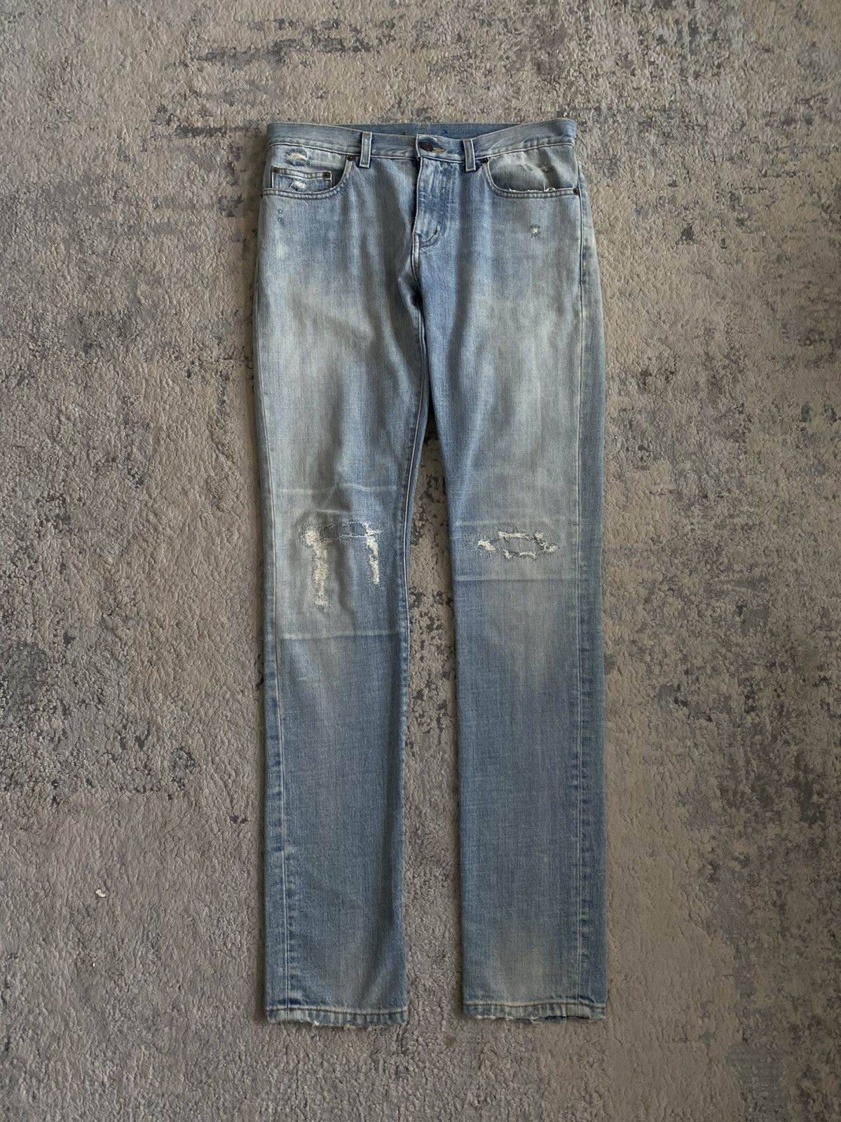 Hedi Slimane × Saint Laurent Paris Saint Laurent - 2015 Knee Repair D02 Lightwash Jeans Size US 32 / EU 48 - 1 Thumbnail