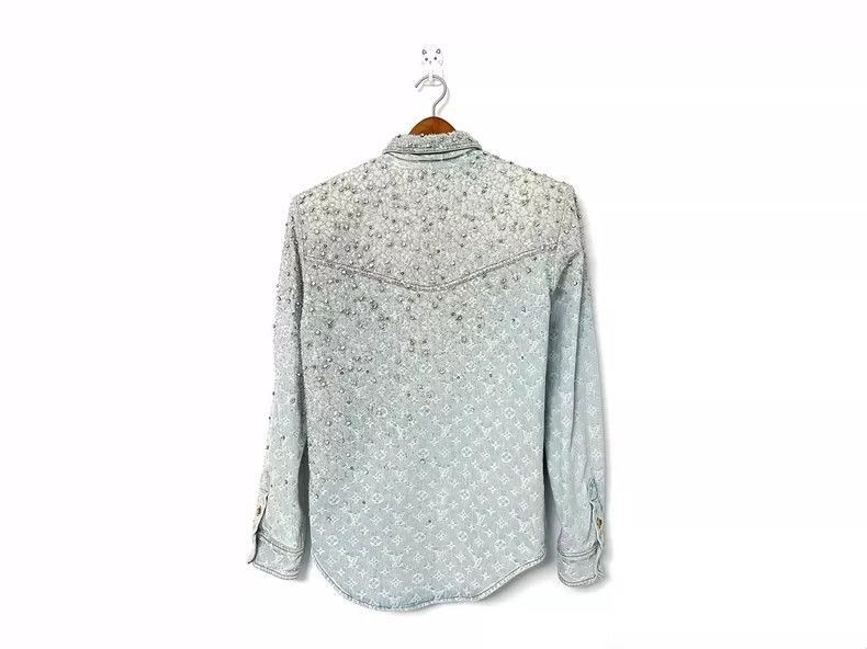 Louis Vuitton Louis Vuitton Denim Shirt with Logo Detail-2506 Size US S / EU 44-46 / 1 - 2 Thumbnail