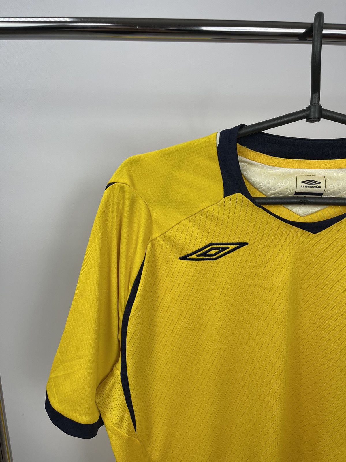 Umbro West Bromwich Brom Albion 2008 - 2009 Umbro Shirt Size L Size US L / EU 52-54 / 3 - 3 Thumbnail