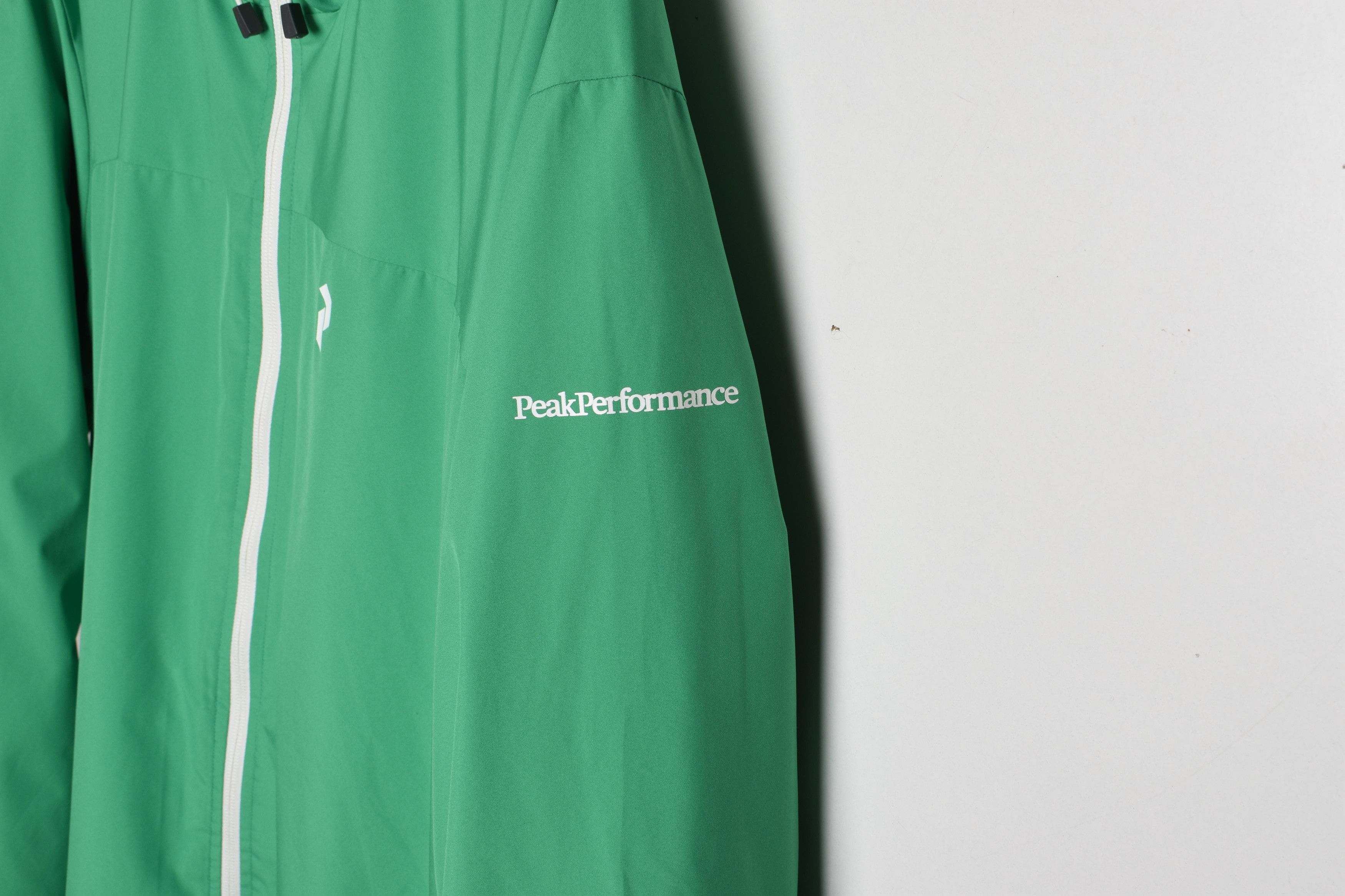Peak Performance Peak Performance Phace R&D Men Hooded Jacket Size 2XL XXL Size US XL / EU 56 / 4 - 4 Thumbnail