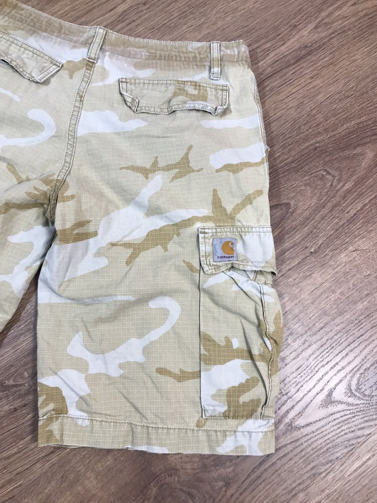 Carhartt × Vintage Vintage Carhartt Khaki Shorts Size US 31 - 12 Thumbnail