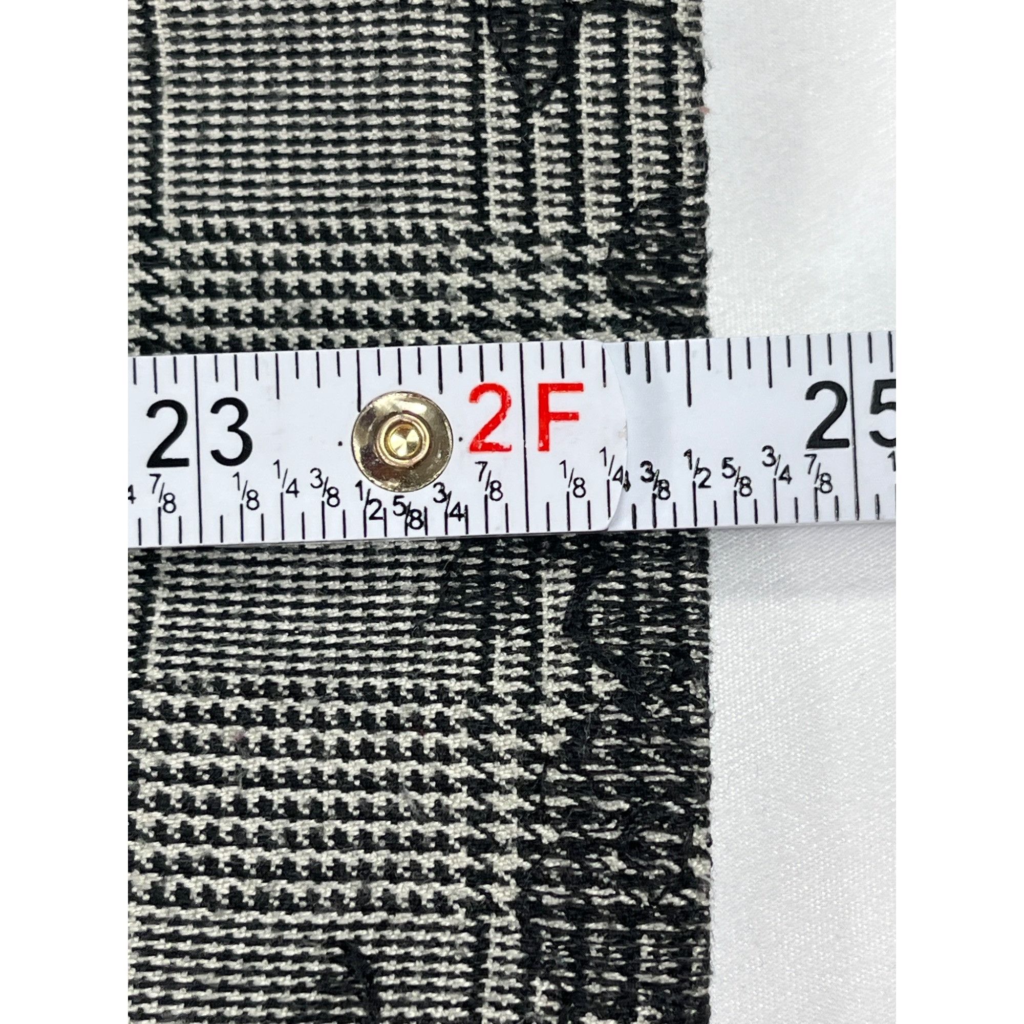 Zara Zara SKU 7888 Vintage Inspired Black White Floral Plaid Long Size S / US 4 / IT 40 - 4 Thumbnail