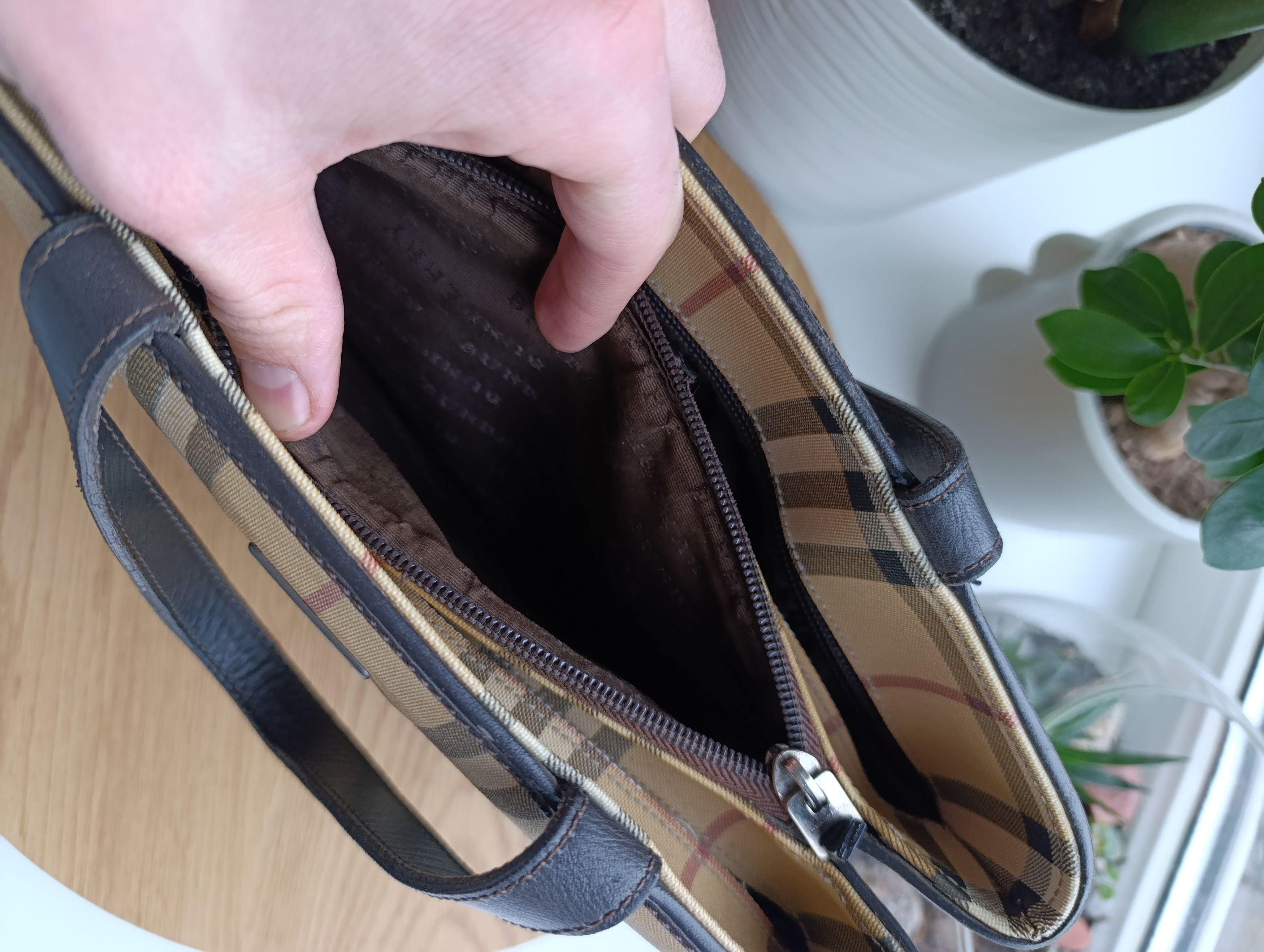 Burberry BURBERRY VINTAGE NOVA CHECK HAND BAG Size ONE SIZE - 19 Thumbnail