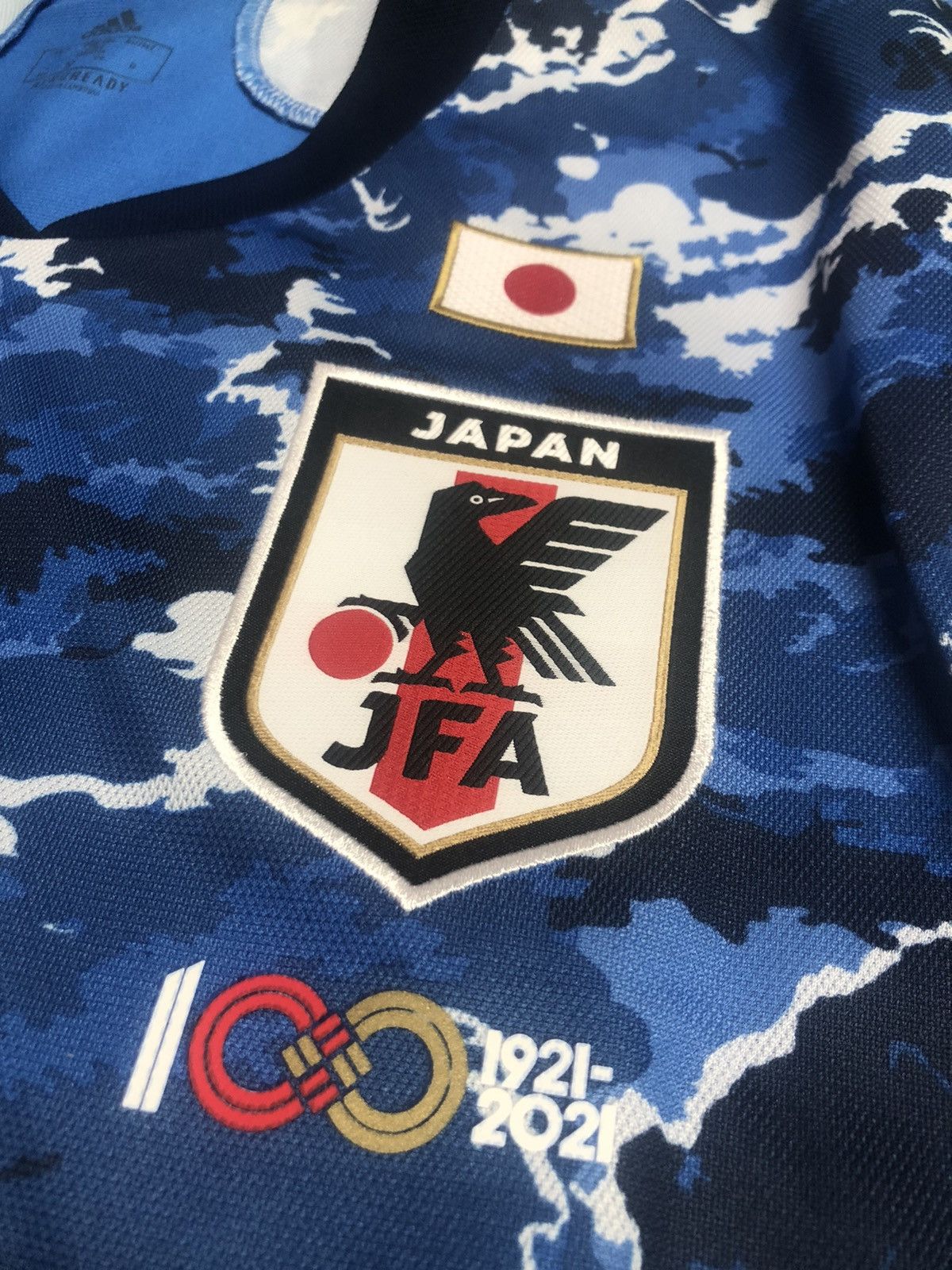Japan 20/21 home shirt #7 Mitoma (Bnwt)