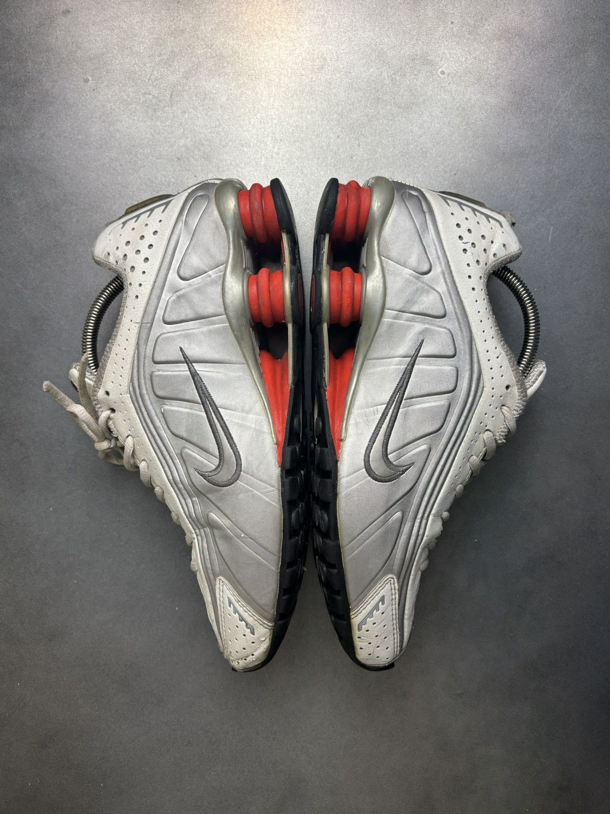 Nike × Vintage OG 2001 Nike Shox R4 Original Release Vintage Nike Kendrick Size US 9 / EU 42 - 15 Thumbnail