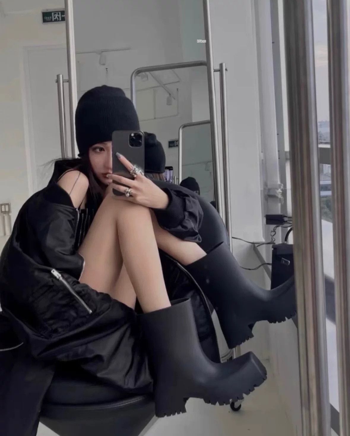 Balenciaga Balenciaga Trooper Rubber Boot Size US 6 / EU 39 - 9 Thumbnail