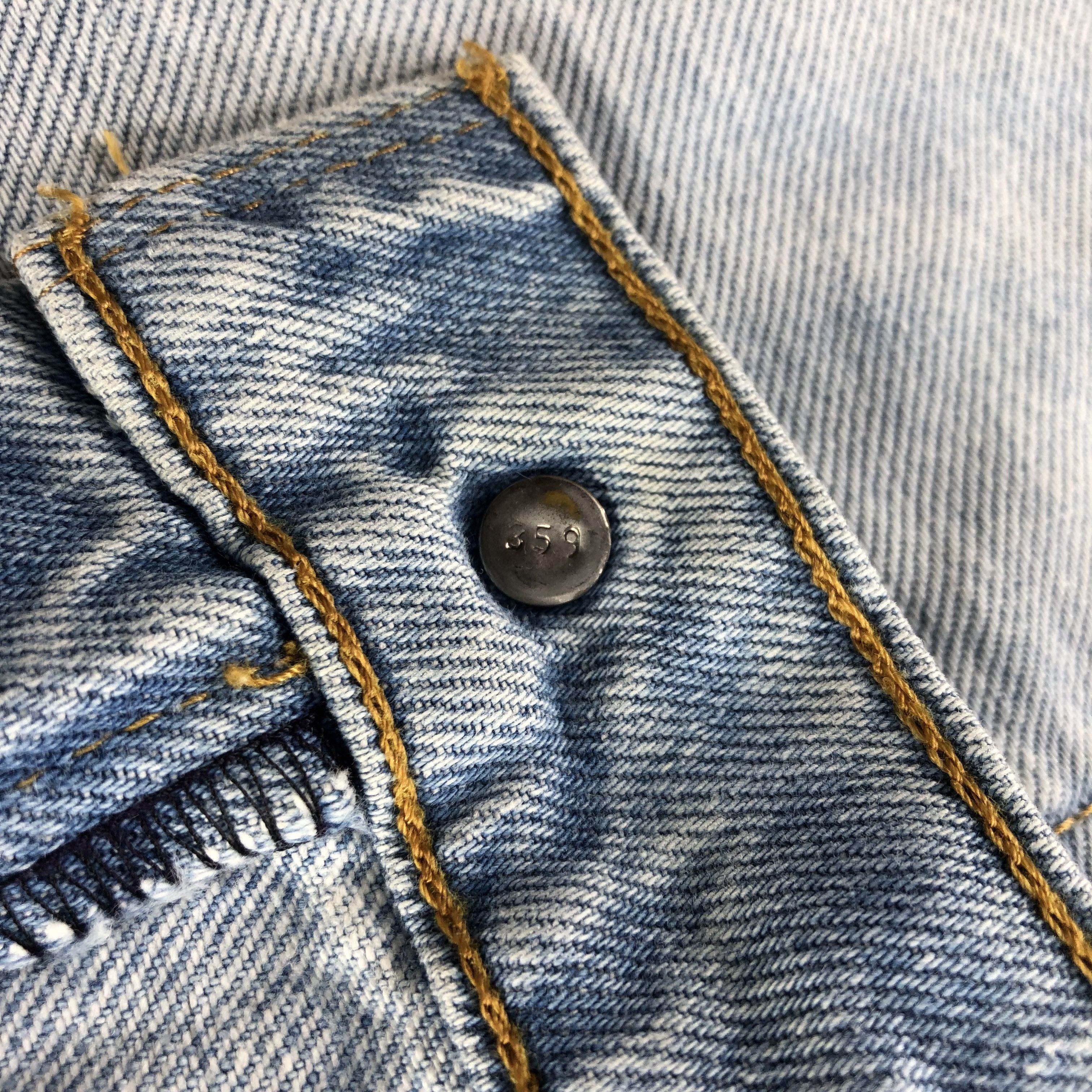 Levi's Vintage 90s Light Wash Levis 515 Jeans-J1877 Size US 35 - 11 Thumbnail