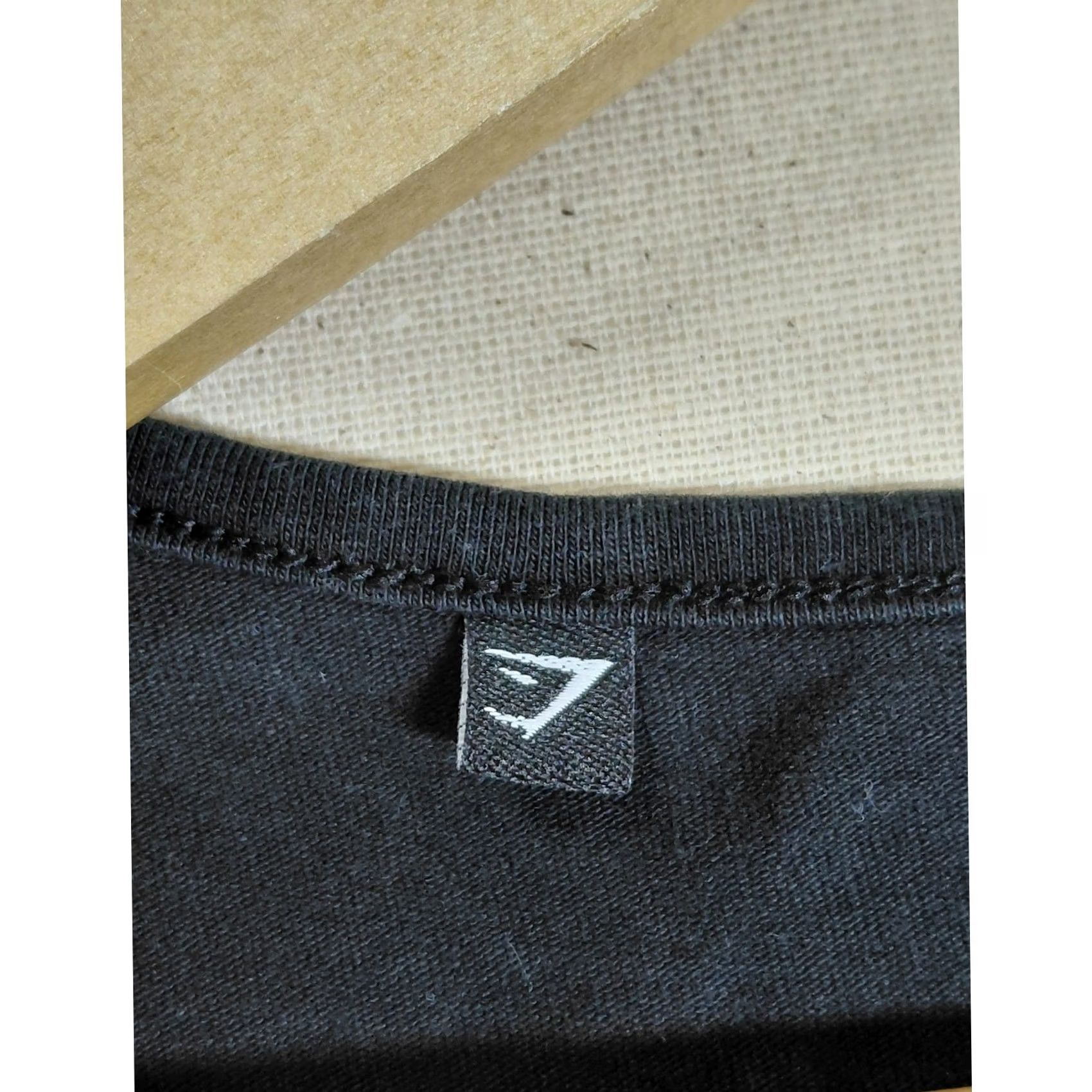 Gymshark GYMSHARK Tank Top Black Knit Sleeveless Crew Neck Men L Solid Shirt Shirt? Size US L / EU 52-54 / 3 - 4 Thumbnail