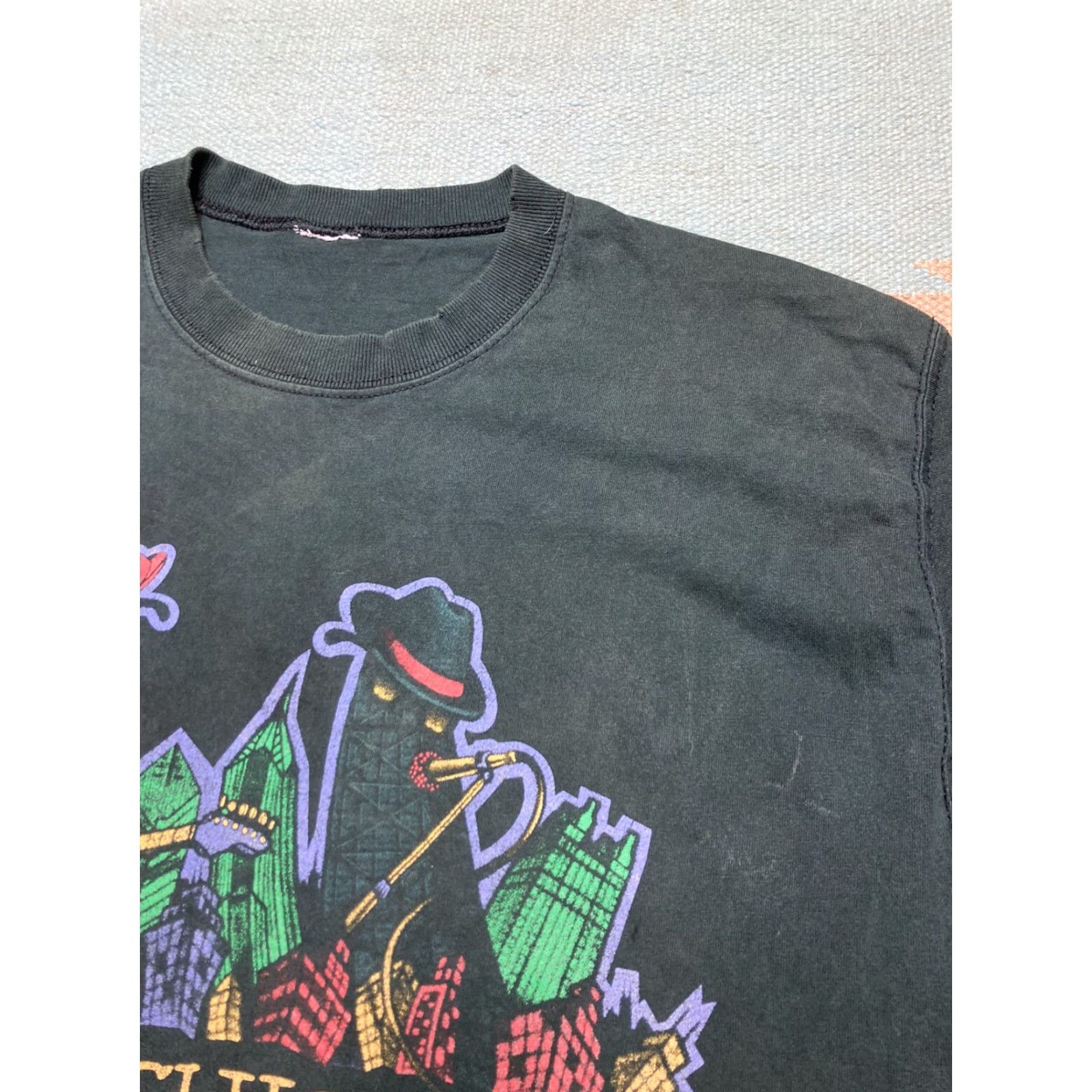 Doublet VINTAGE Chicago blues festival graphic T-Shirt Double-Sided Black Faded Adult XL Shirt Men Black Blues Festival Graphic T-Shirt XL Mens Size US XL / EU 56 / 4 - 7 Thumbnail