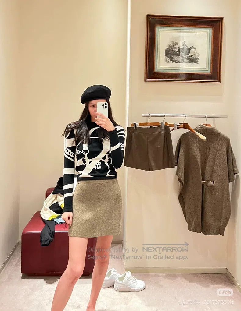 Hermes Hermes Cashmere Sweater Size XS / US 0-2 / IT 36-38 - 1 Thumbnail
