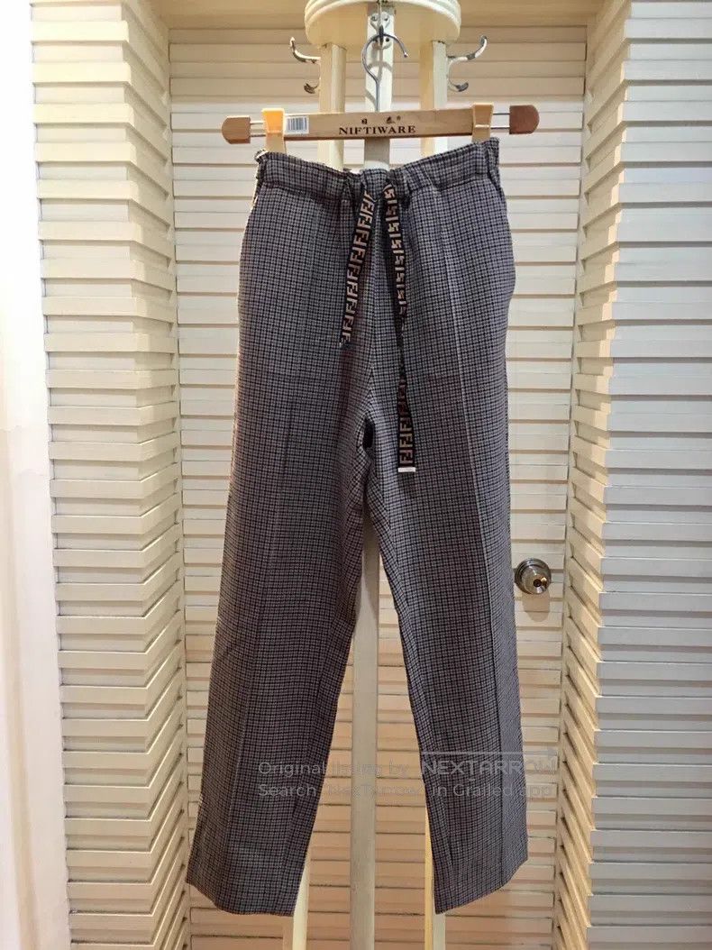 Fendi Fendi Women's casual pants, genuine size 36, Italian-made, Size 24" / US 00 / IT 34 - 1 Thumbnail