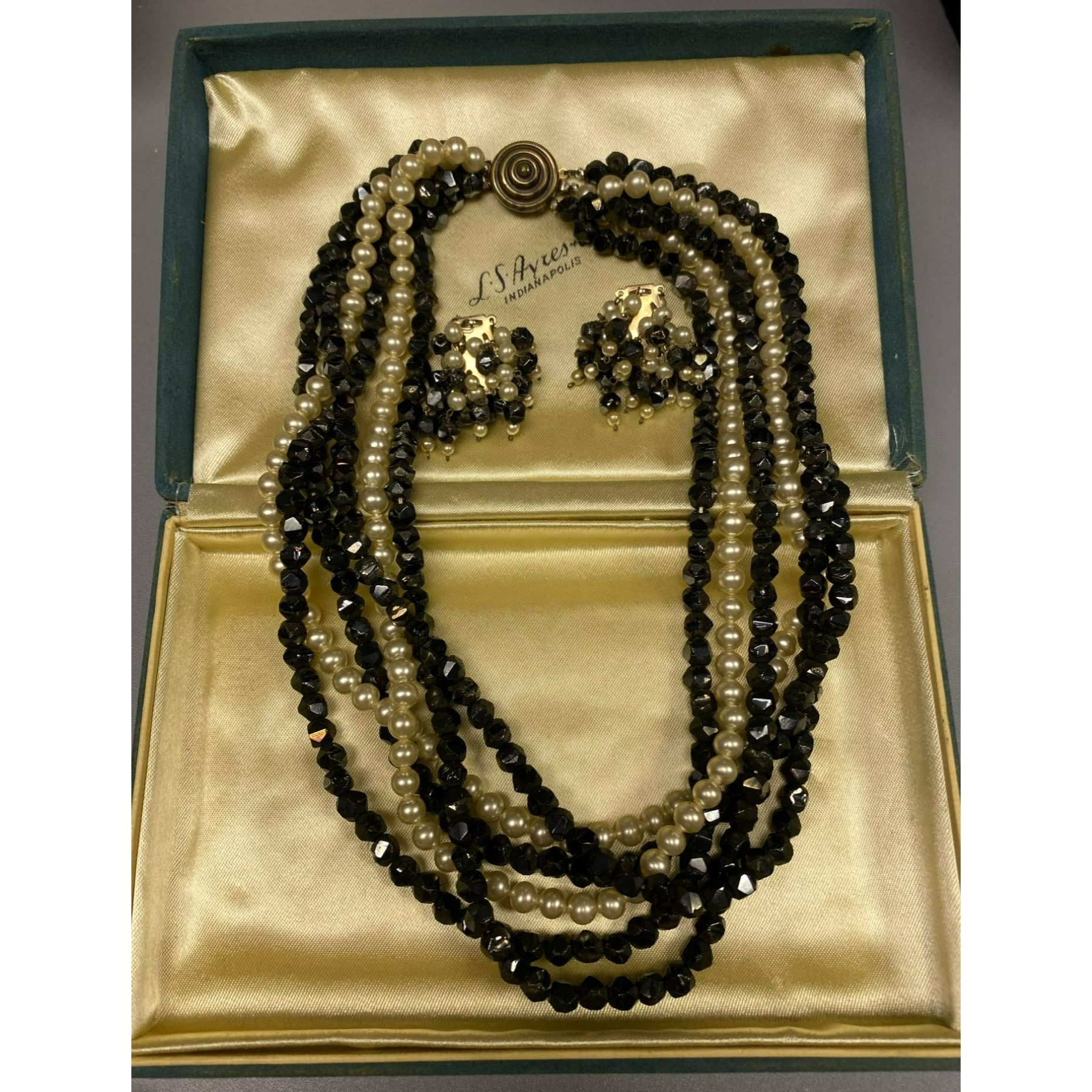 Other Vintage Castlecliff Black & Pearl Beaded Necklace & Clip-On Size ONE SIZE - 1 Thumbnail