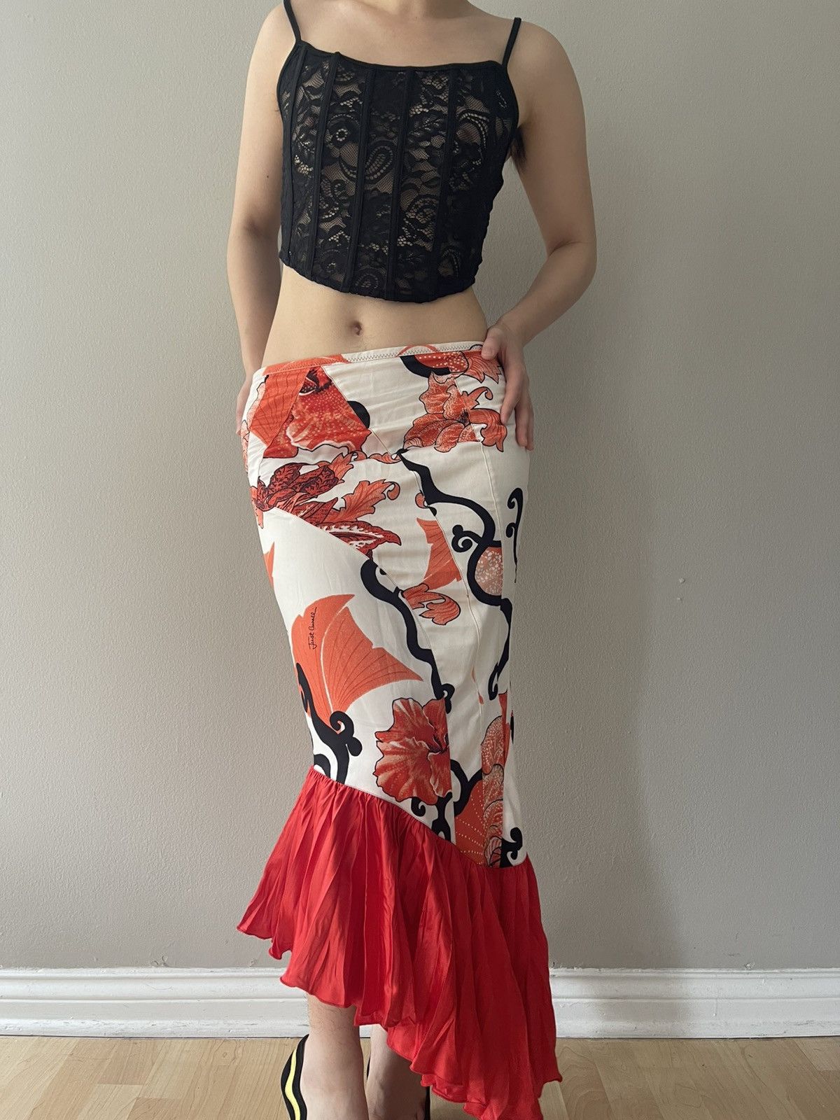Roberto Cavalli cavalli asymmetric floral mermaid skirt Size 27" / US 4 / IT 40 - 3 Thumbnail