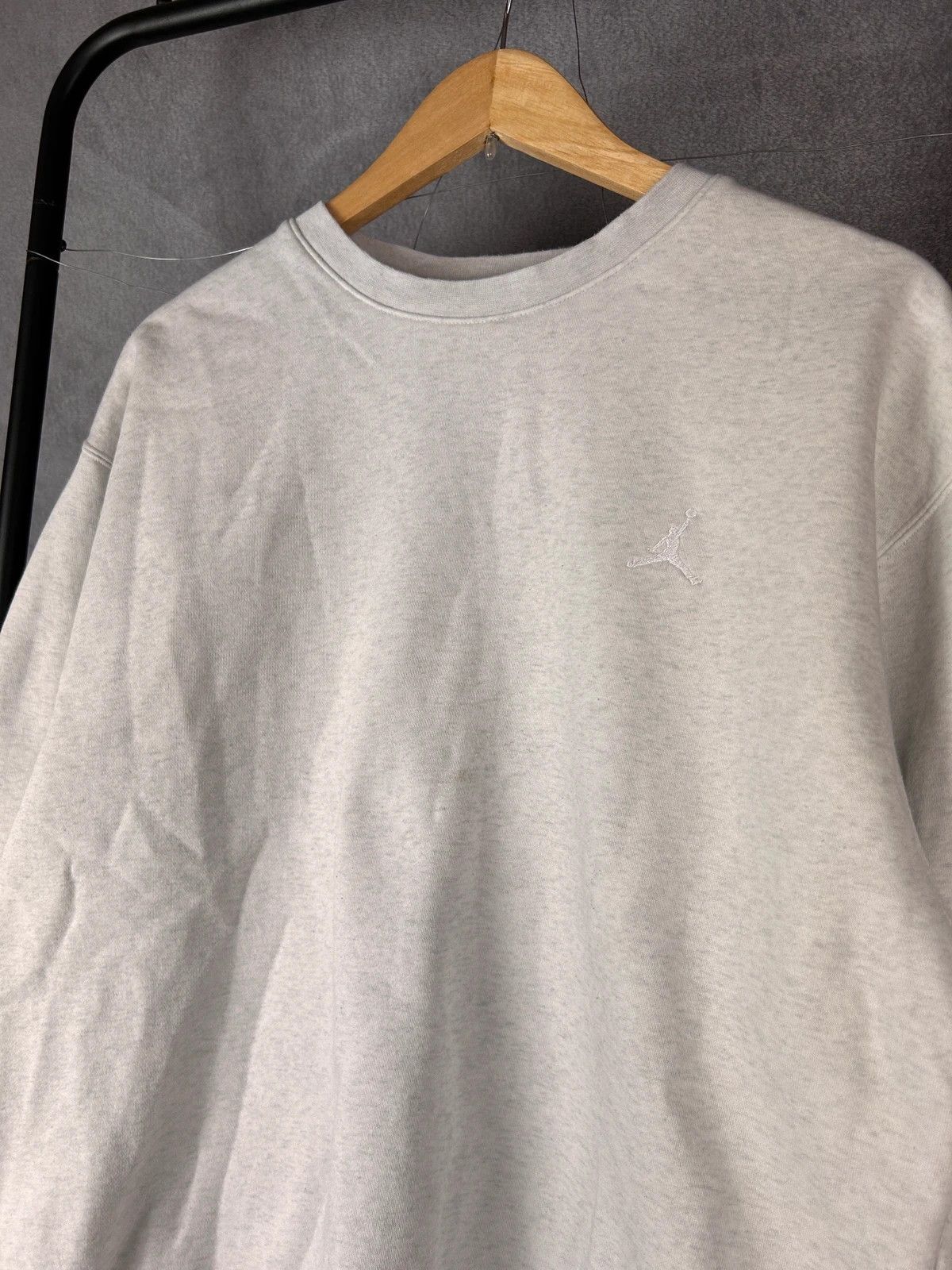 Jordan Brand × Nike Jordan grey crewneck mini logo jumpman Size US L / EU 52-54 / 3 - 3 Thumbnail