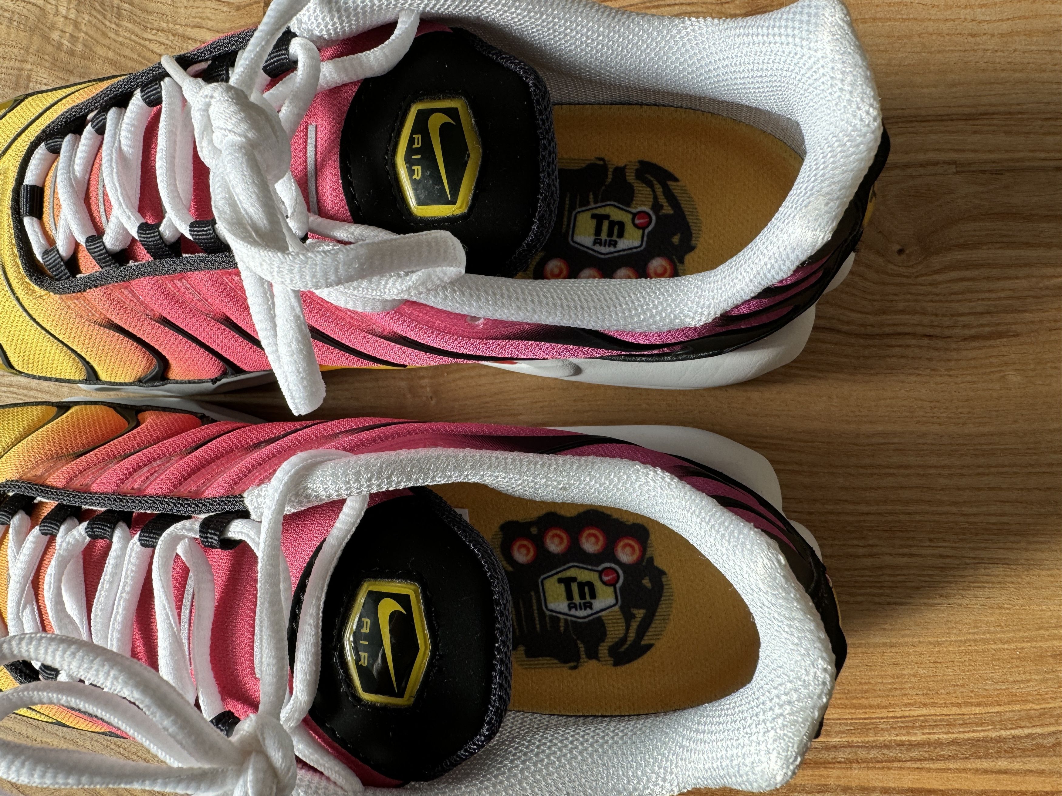 Nike Air Max Plus Tn Raspberry Yellow Pink Gradient Size US 9.5 / EU 42-43 - 5 Thumbnail