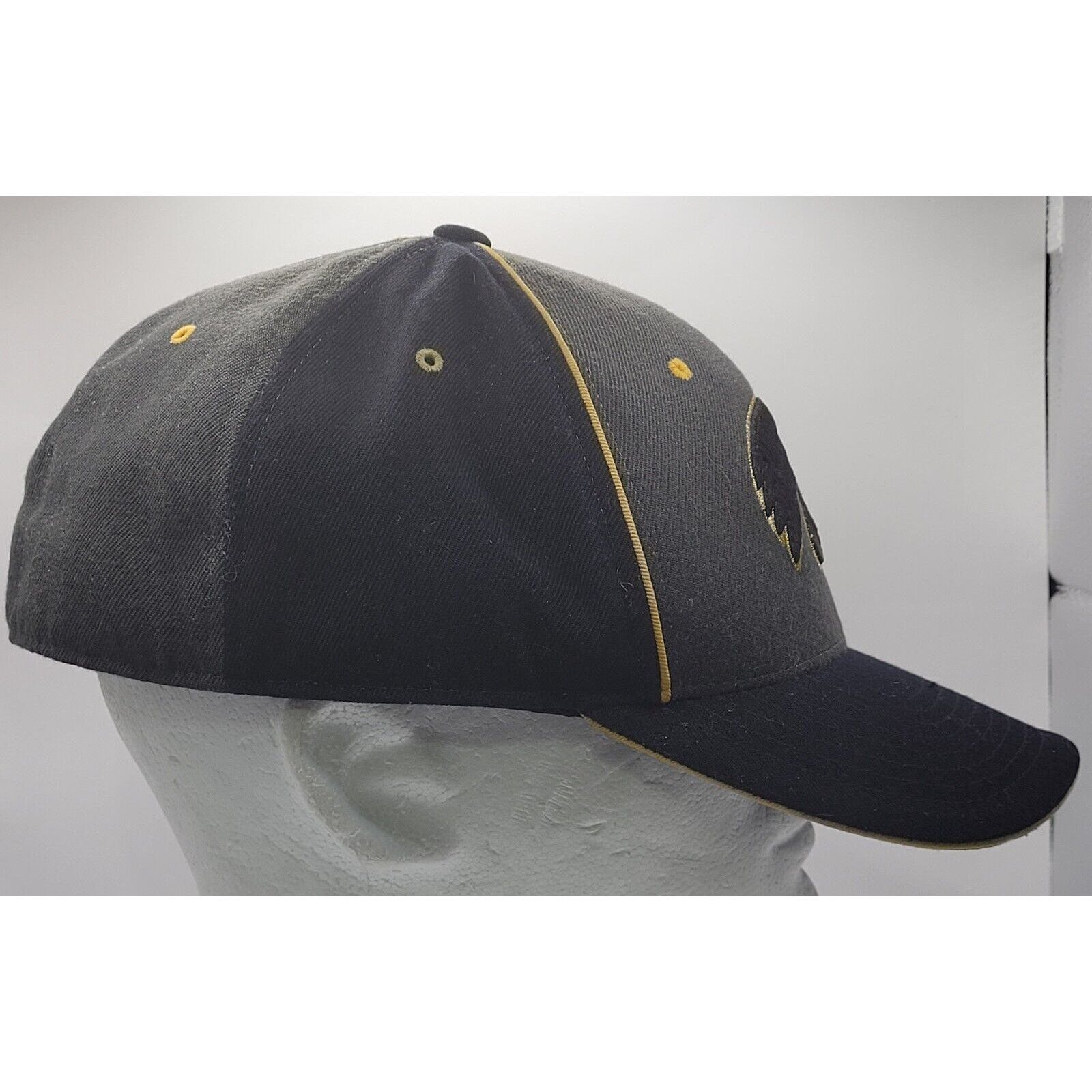 Zephyr Vintage Zephyr Iowa Hawkeyes Fitted Cap Sz 8 NCAA Wool Size ONE SIZE - 7 Thumbnail