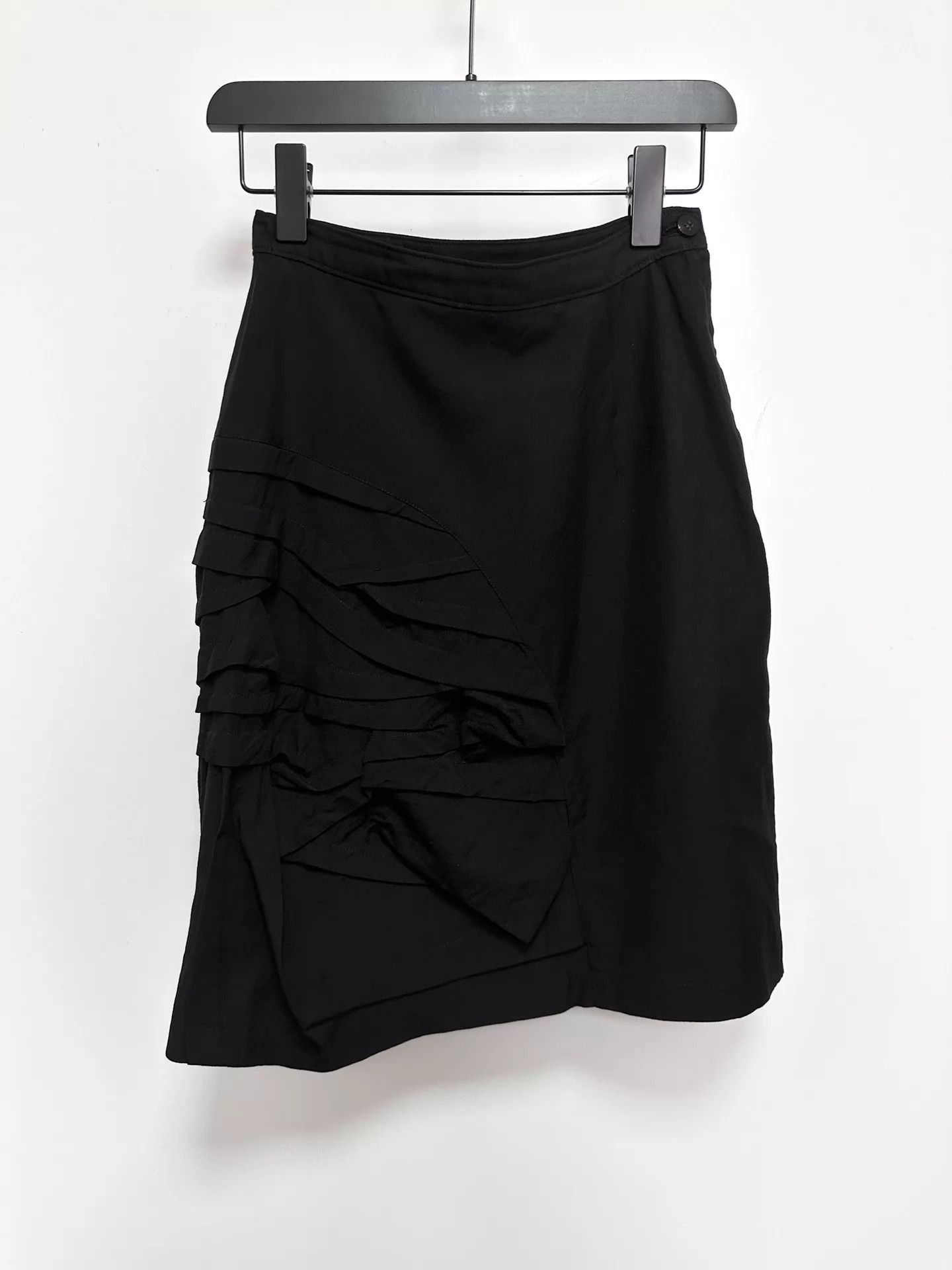 Comme des Garcons Comme des Garcons 1980s Black Pleated Mini Skirt Size 27" / US 4 / IT 40 - 1 Thumbnail