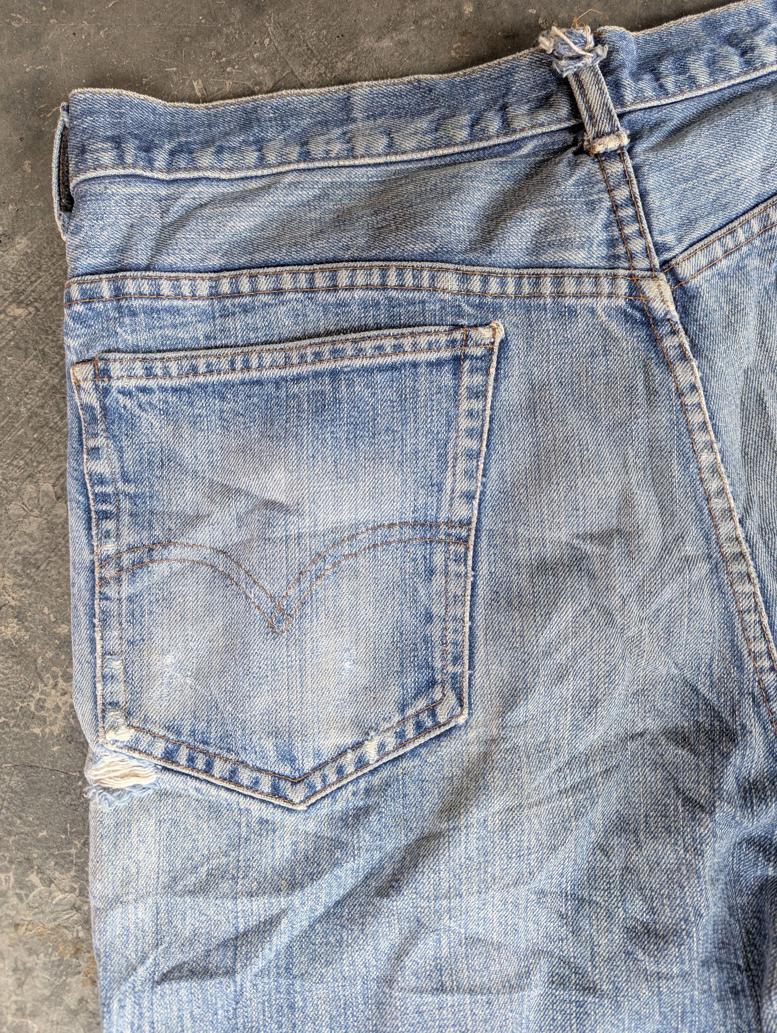 Levi's DISTRESSED 70/80s LEVIS 517 ZIP TALON 42 BUTTON NO 2 RED TAB Size US 34 / EU 50 - 10 Thumbnail