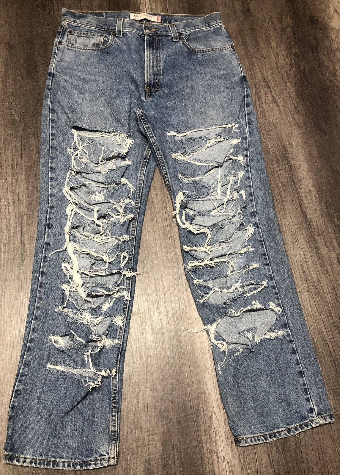 Levi's Vintage Clothing Levi's 550 Relaxed Fit Distressed Denim Size US 34 / EU 50 - 1 Thumbnail