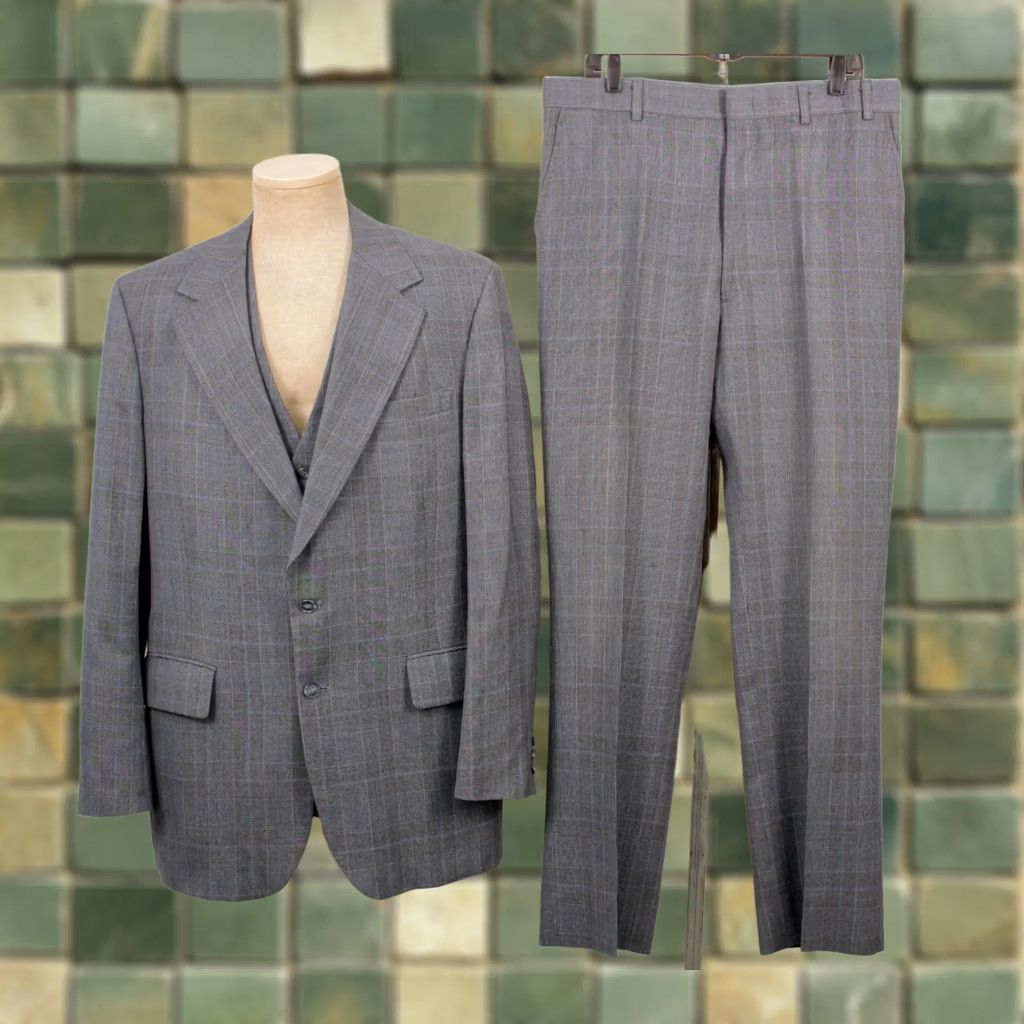 Vintage VINTAGE Mens VTG 70s Blue & Grey Plaid Leisure Suit Sz L 1970s Disco Mens L Gray Wool Blend Jacket 34" Pants 37x33 Size 42R - 1 Thumbnail