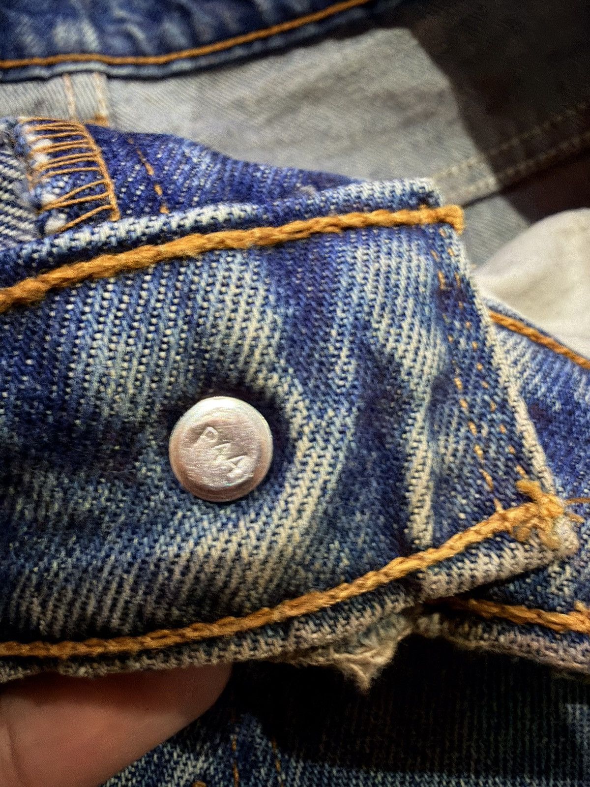 Levi's Vintage Levi's 517 Orange Tab Distressed Bootcut Jeans Size US 30 / EU 46 - 4 Thumbnail