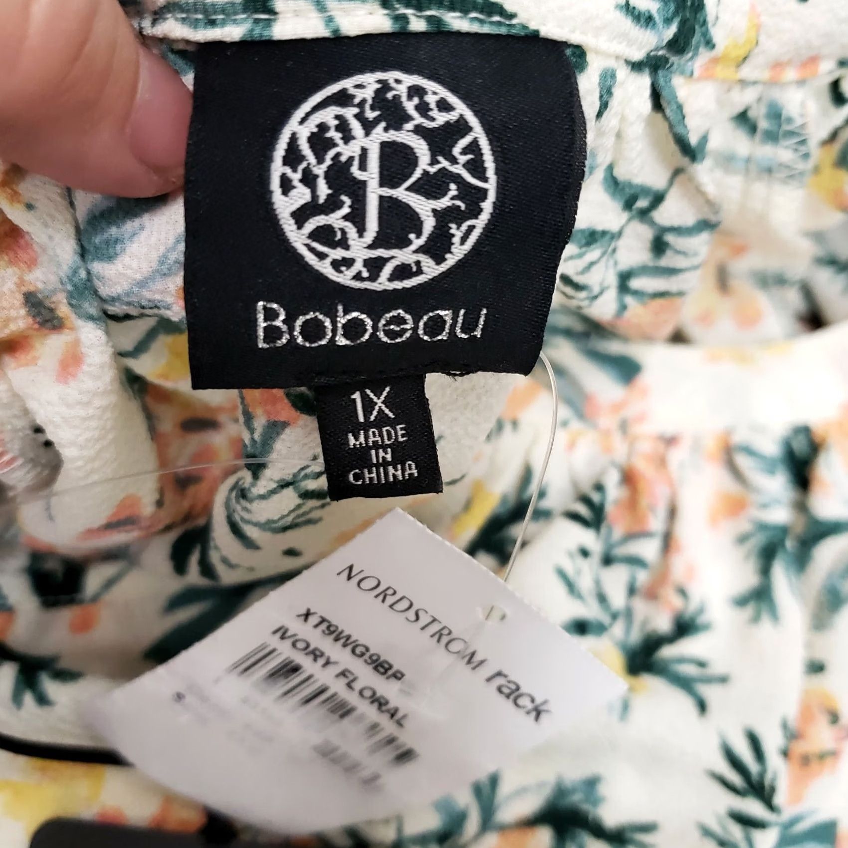 Vintage Bobeau floral blouse Size 1X Womens NEW V-neck shorts sleeve Size XL / US 12-14 / IT 48-50 - 7 Thumbnail